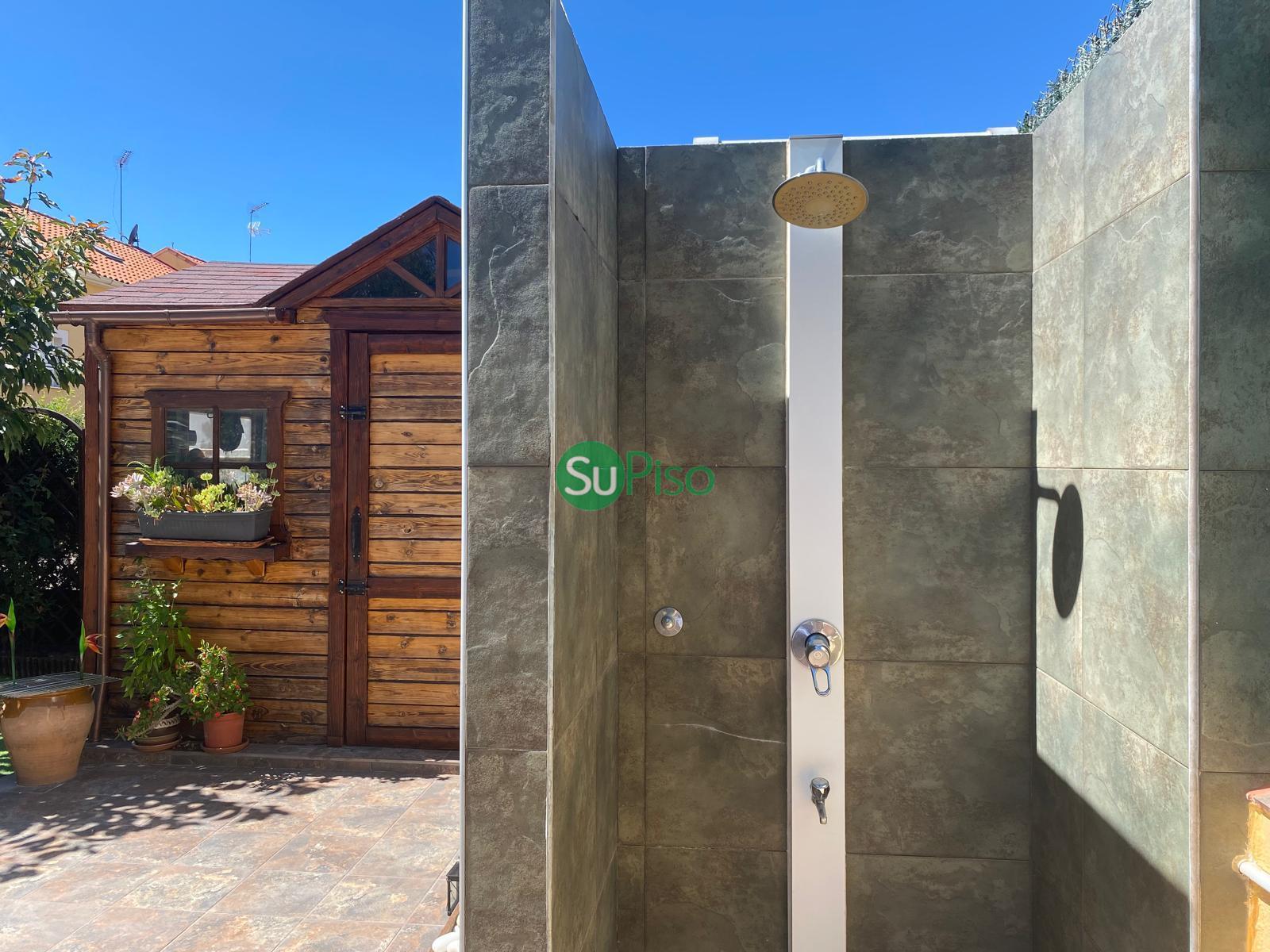 For sale of house in El Viso de San Juan