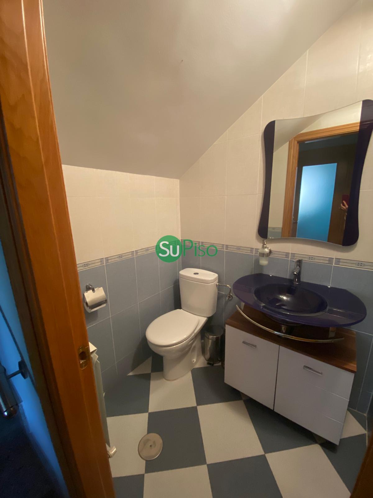 For sale of house in El Viso de San Juan