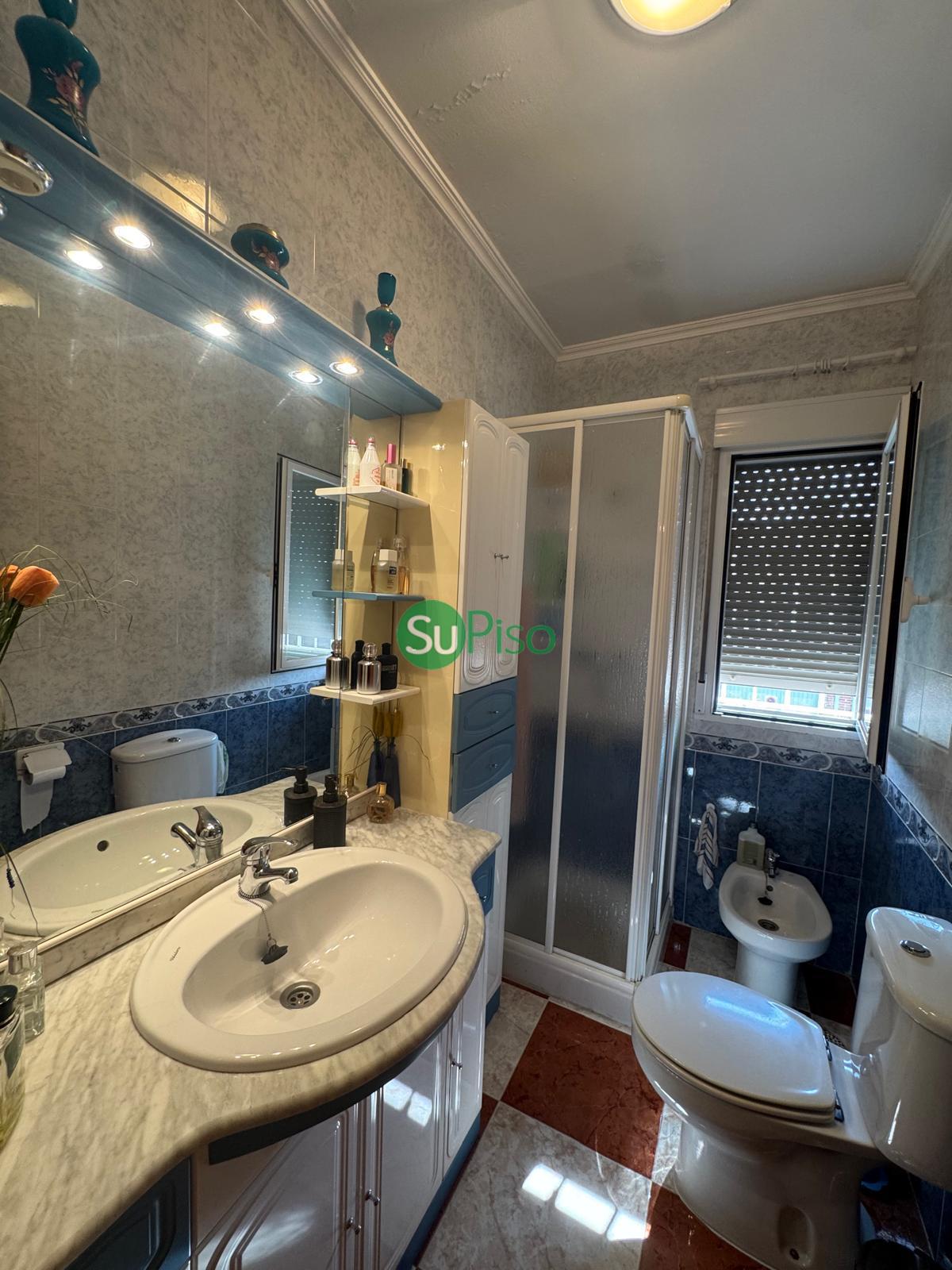For sale of chalet in Yeles