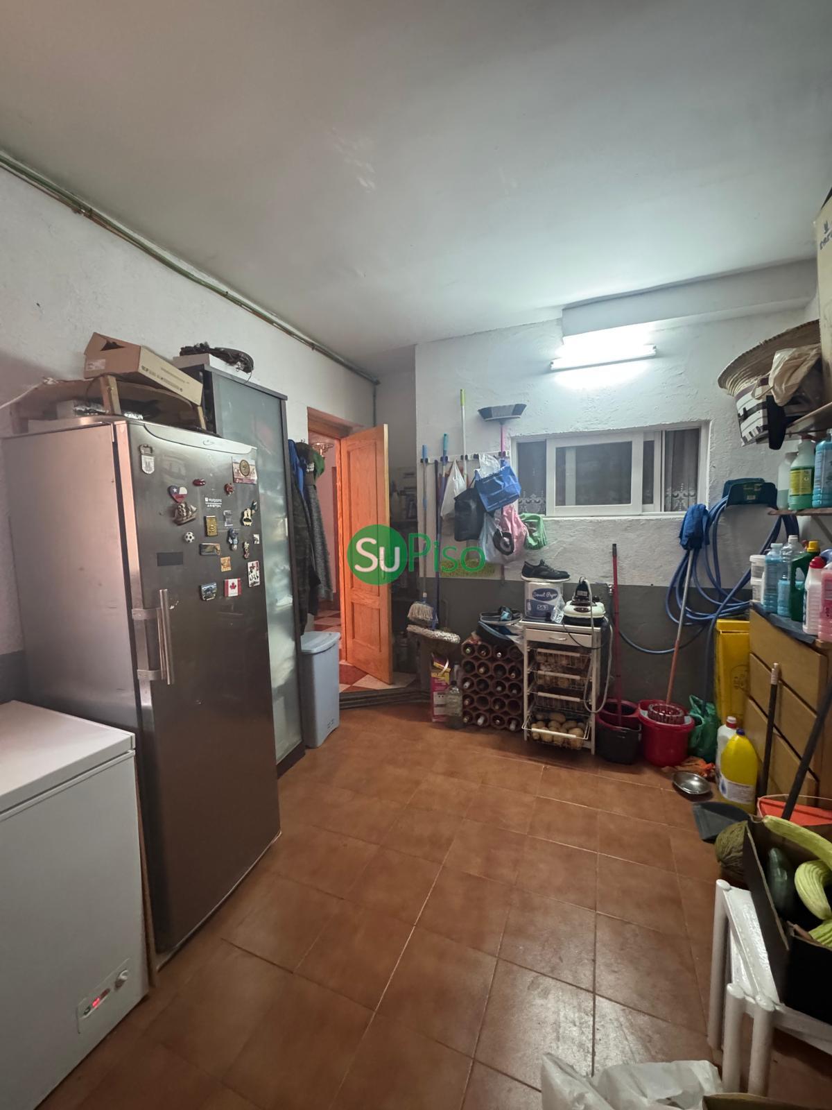 For sale of chalet in Yeles