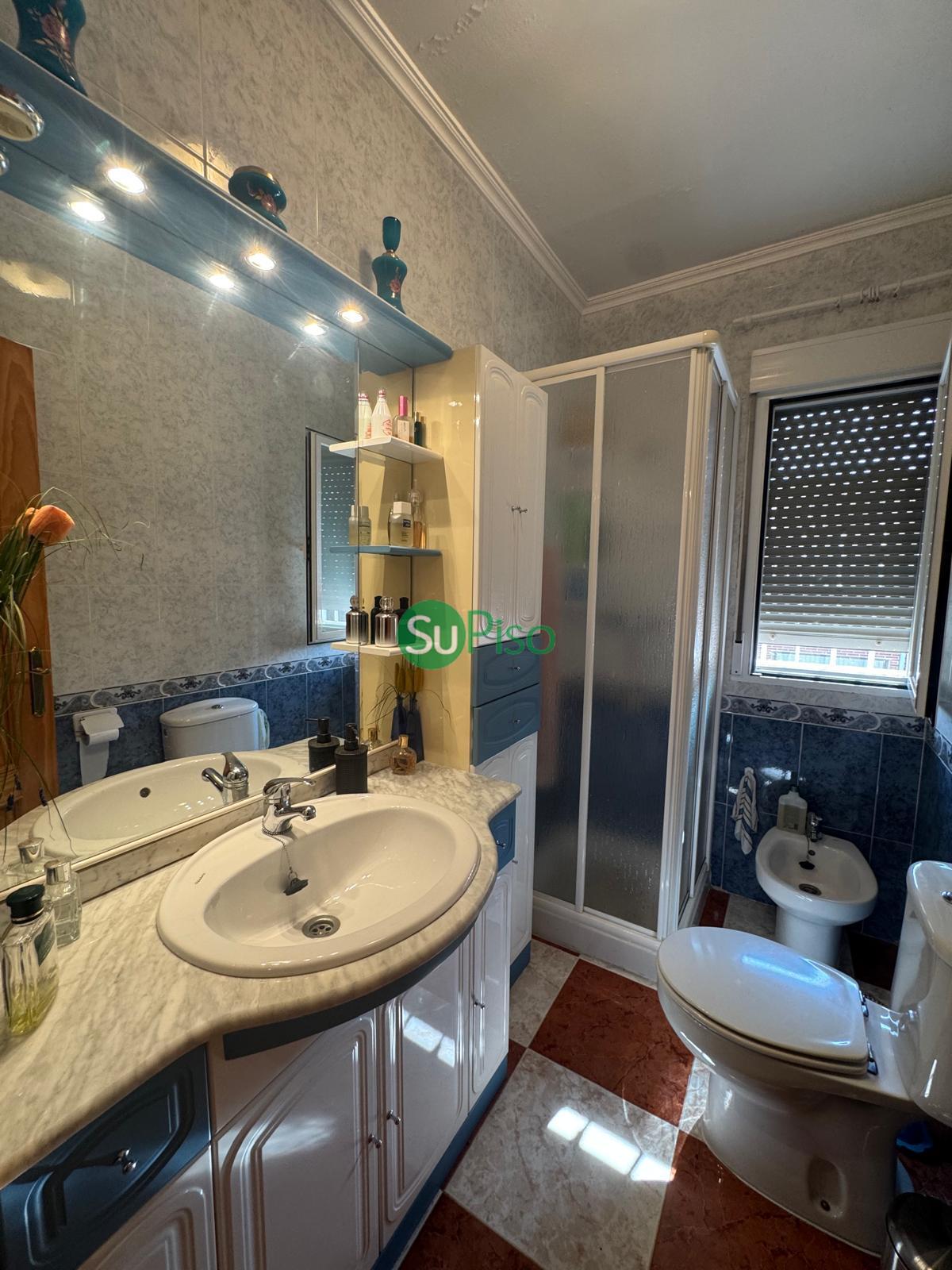 For sale of chalet in Yeles