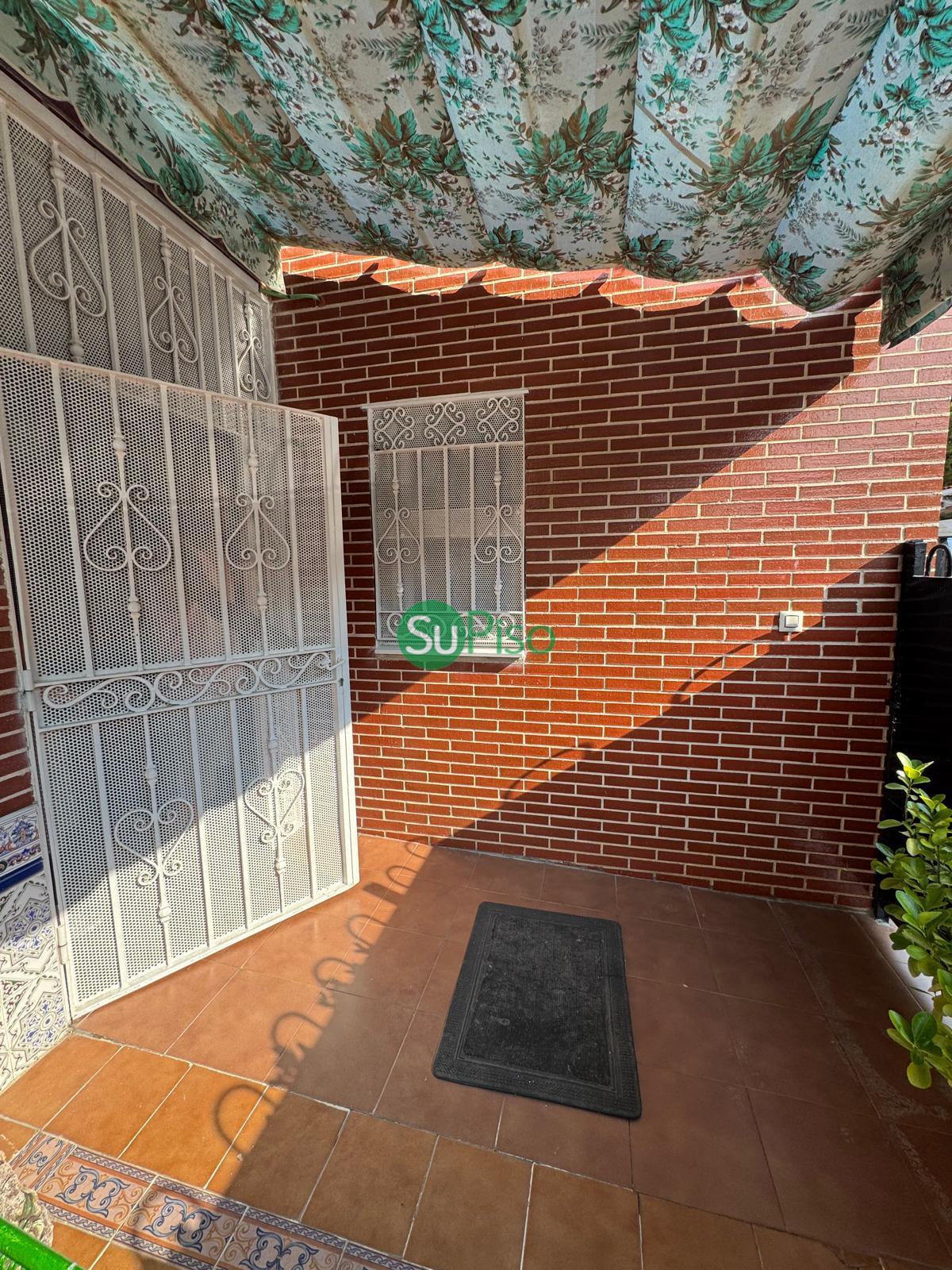For sale of chalet in Yeles