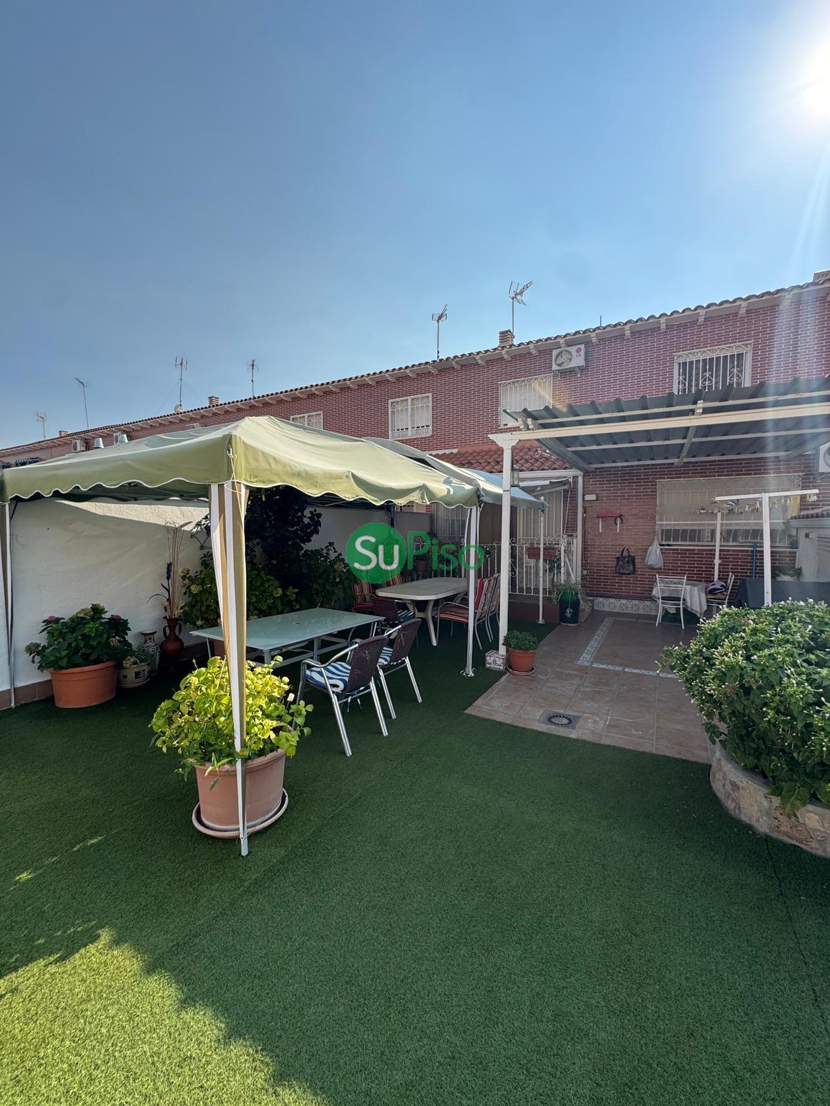 For sale of chalet in Yeles