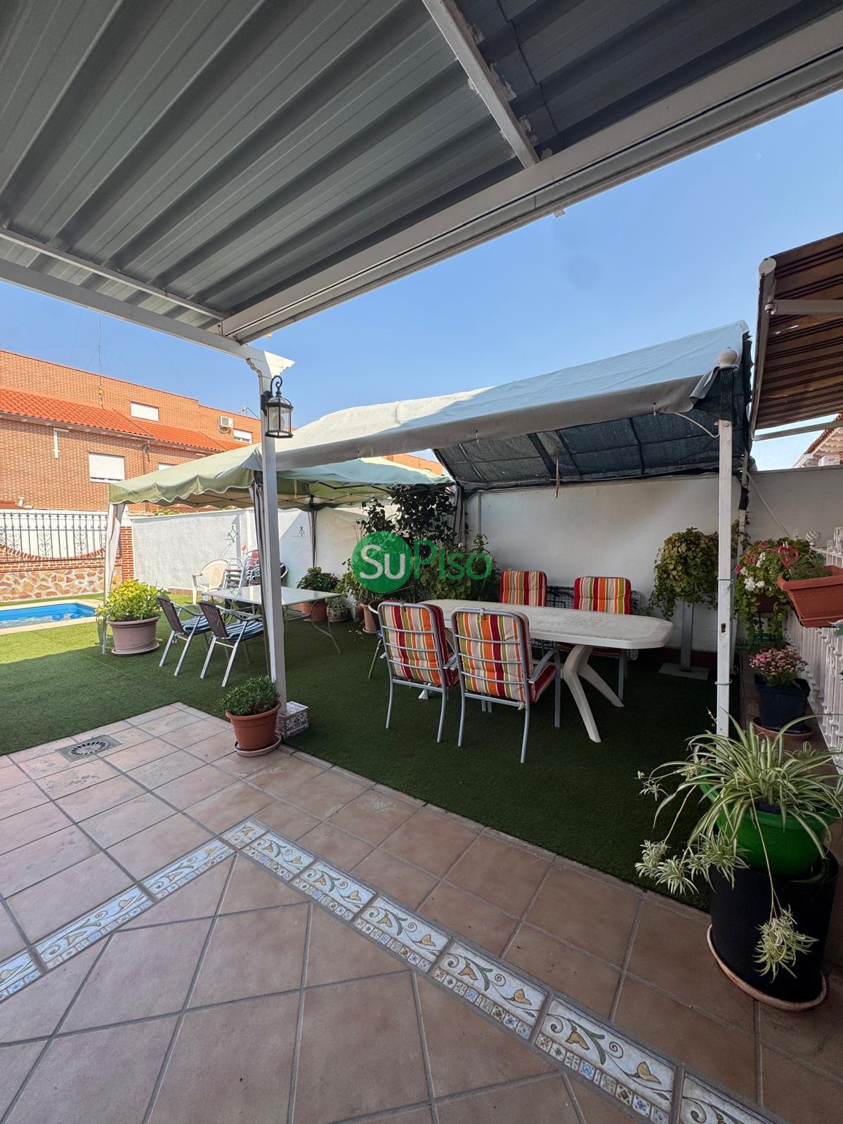 Venta de chalet en Yeles