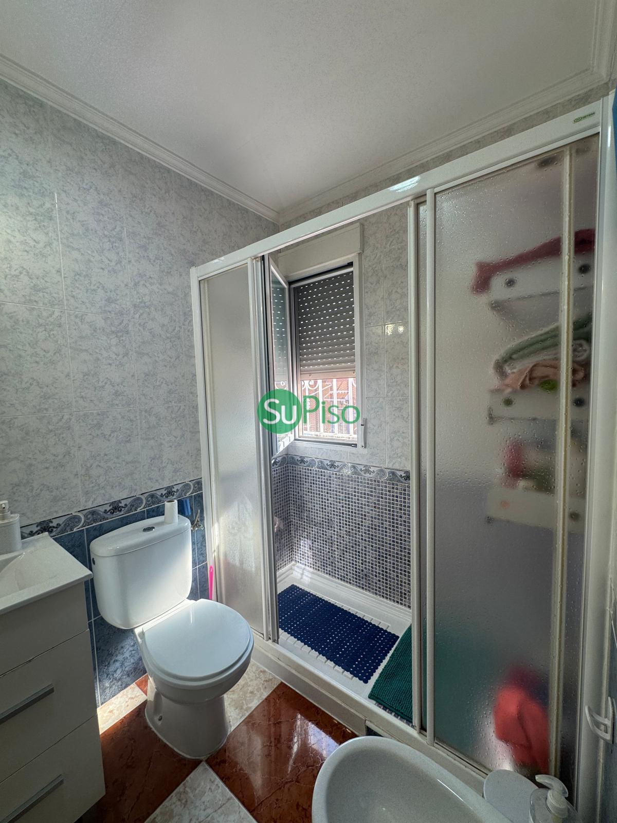 For sale of chalet in Yeles