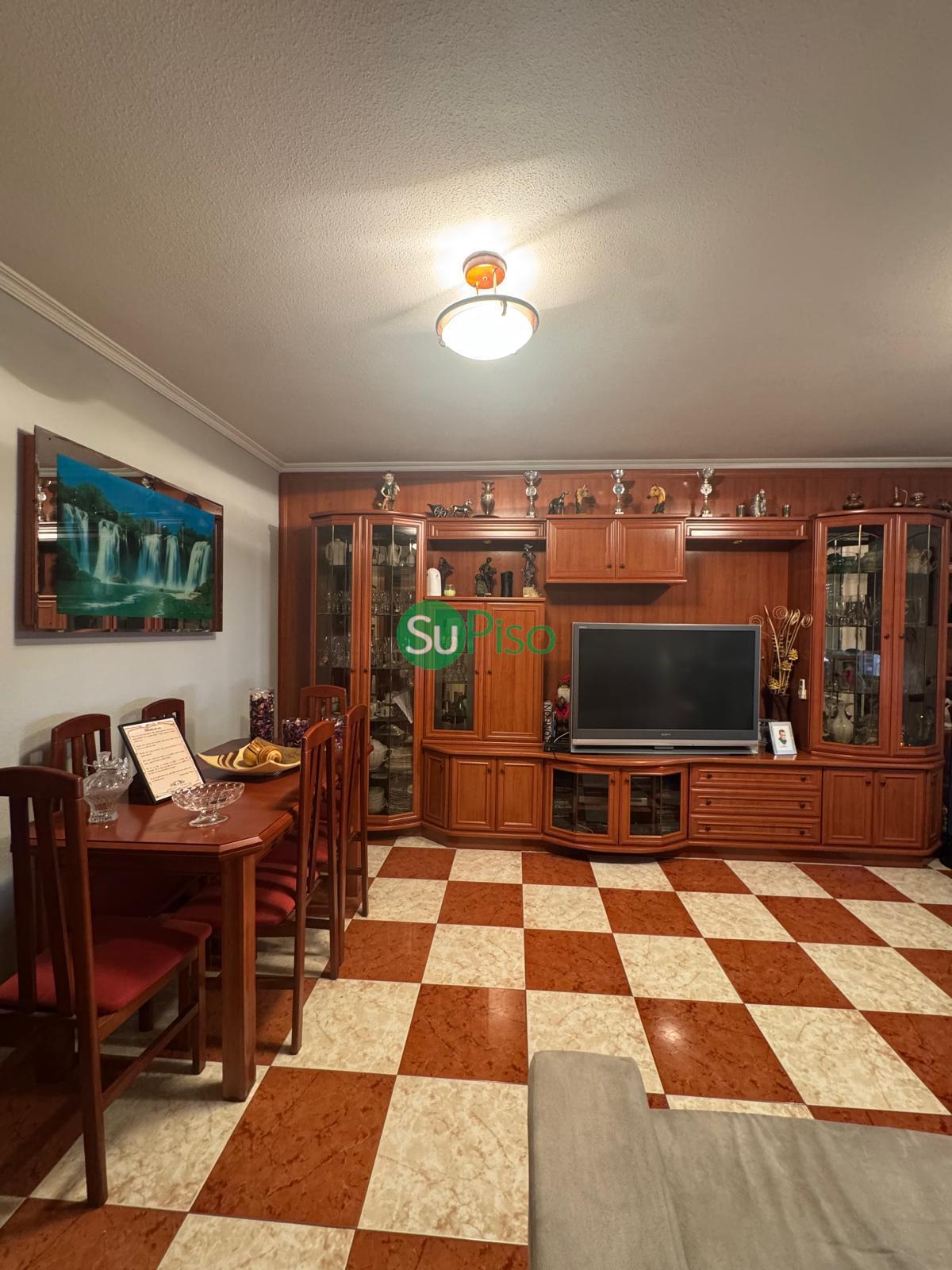 For sale of chalet in Yeles