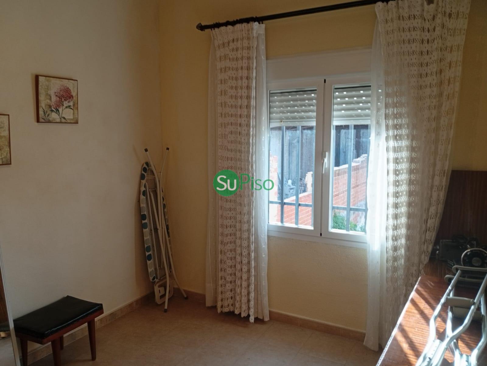 For sale of land in Yuncos