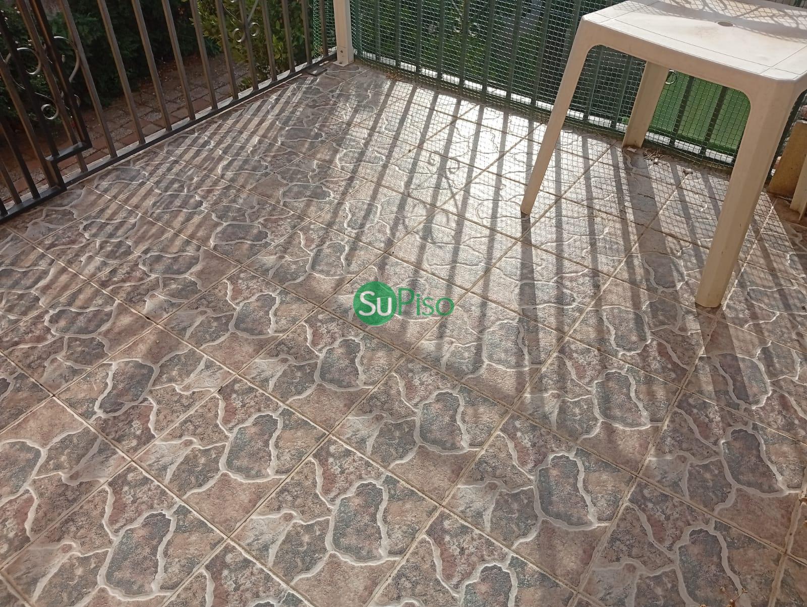 For sale of land in Yuncos