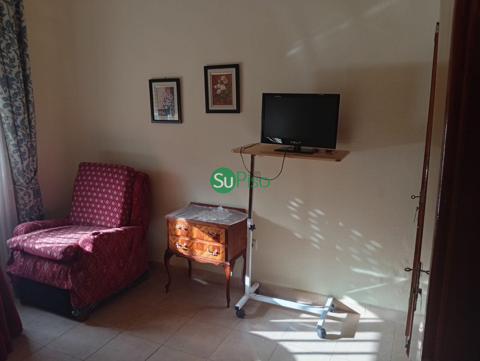 For sale of land in Yuncos