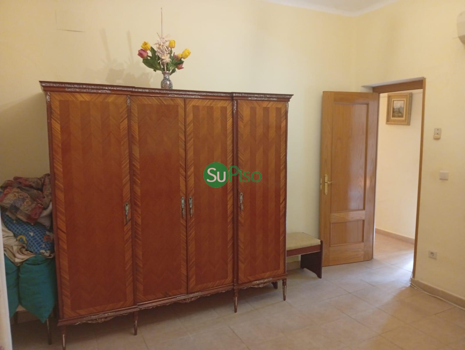 For sale of land in Yuncos