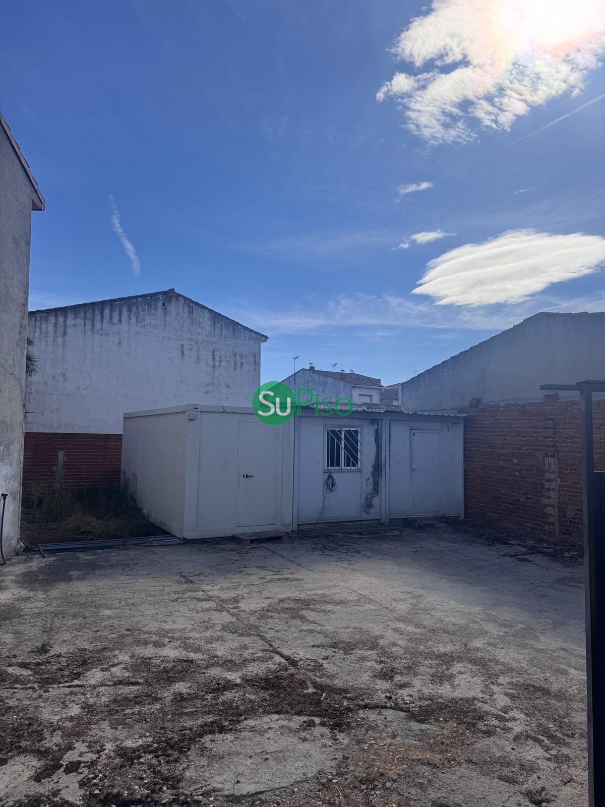 Venta de terreno en Cedillo del Condado