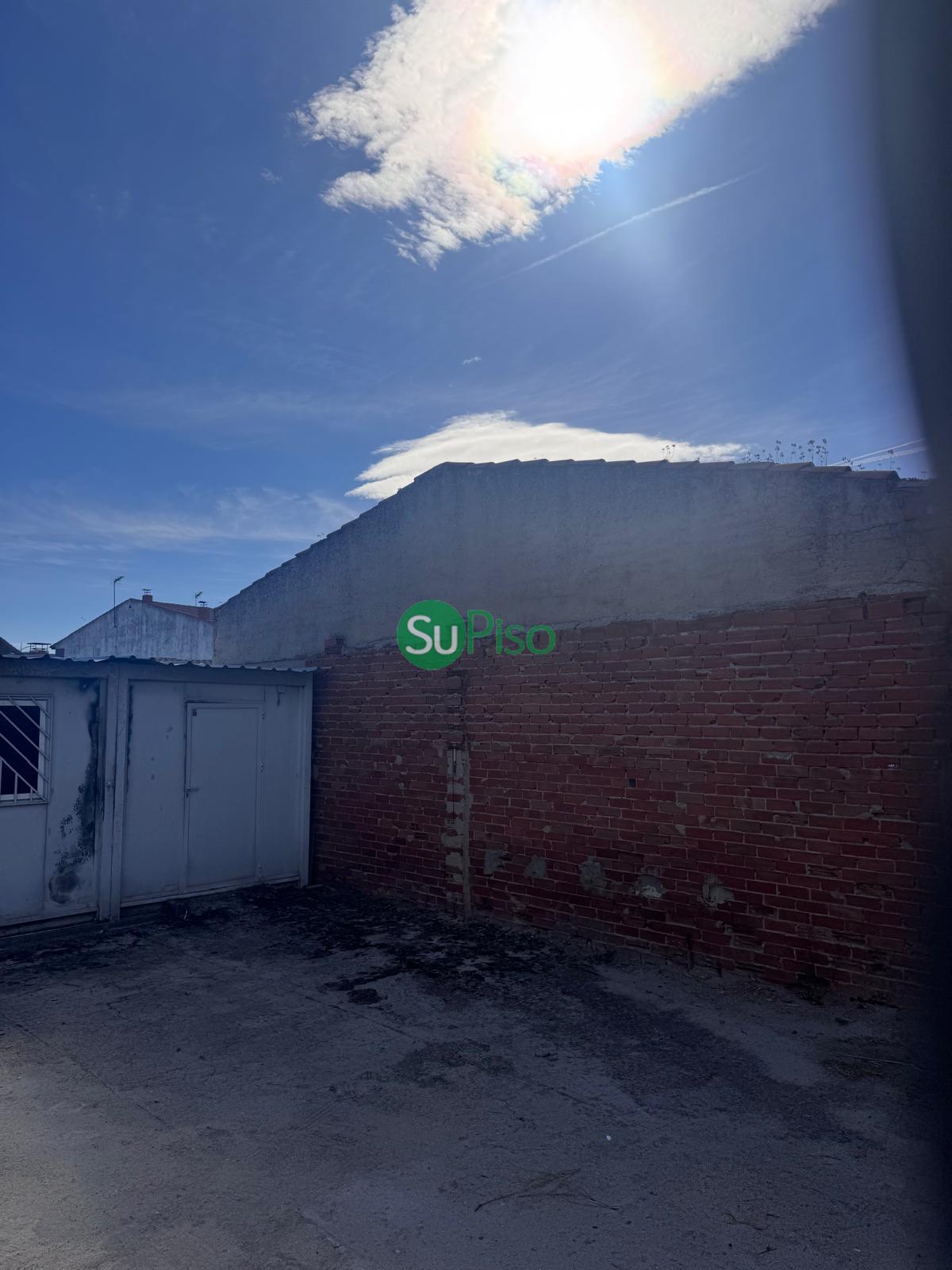 Venta de terreno en Cedillo del Condado