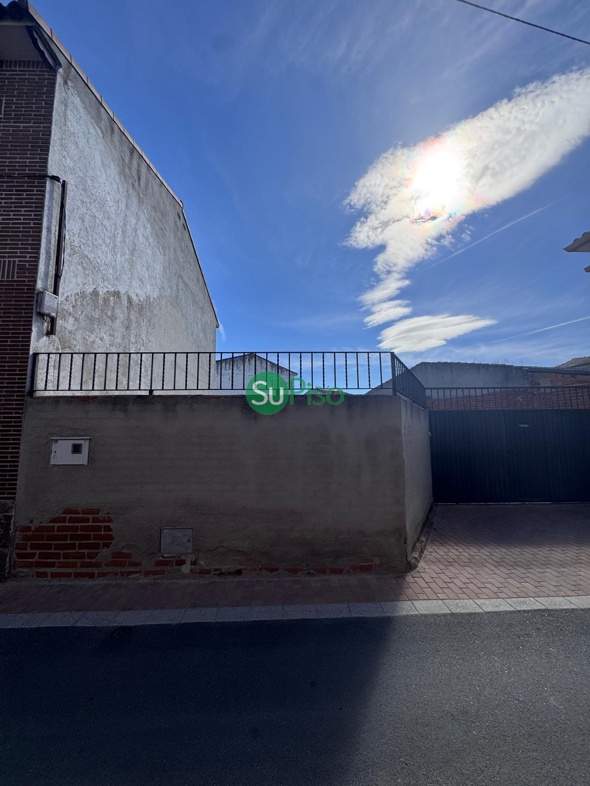 Venta de terreno en Cedillo del Condado