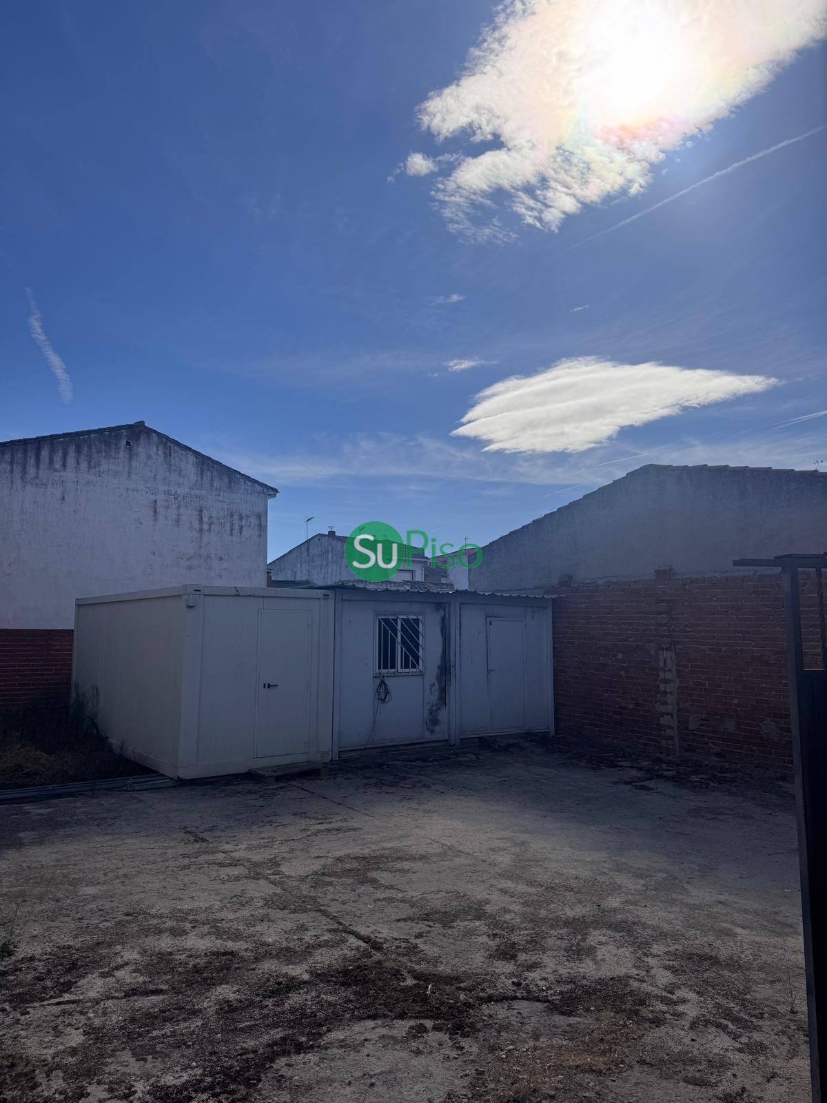 Venta de terreno en Cedillo del Condado