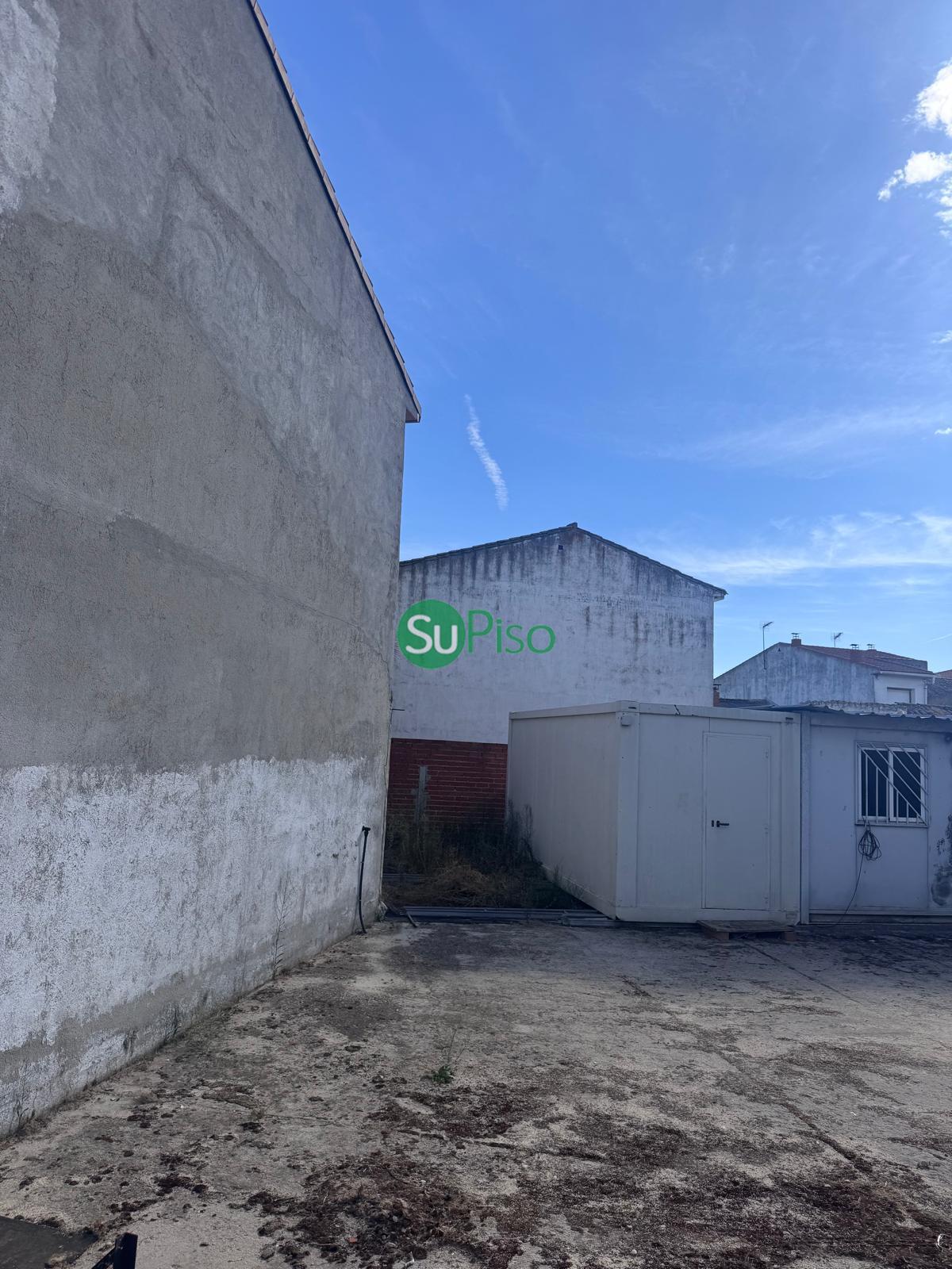 Venta de terreno en Cedillo del Condado