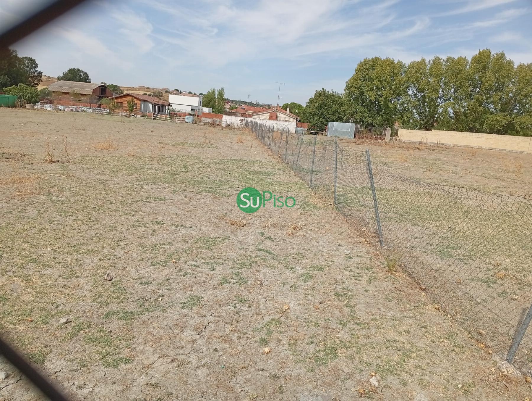 Venta de terreno en Yeles