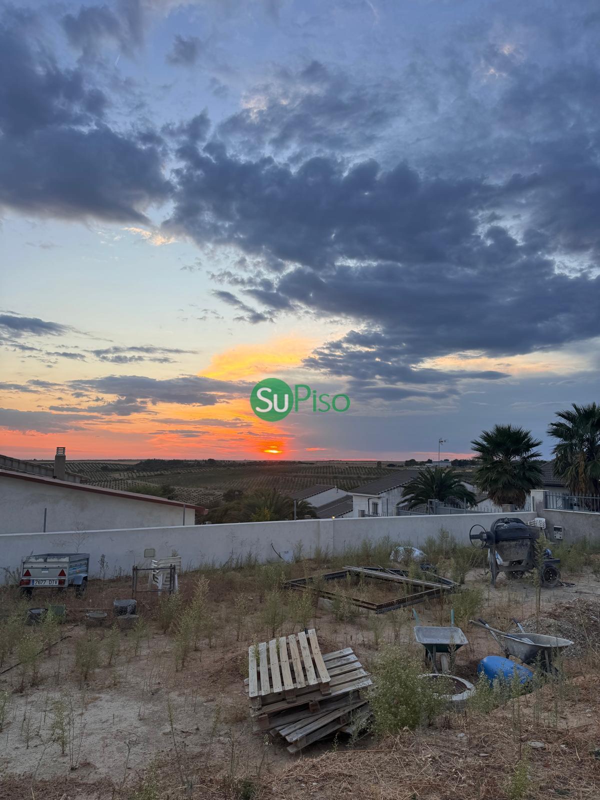 Venta de terreno en Cedillo del Condado