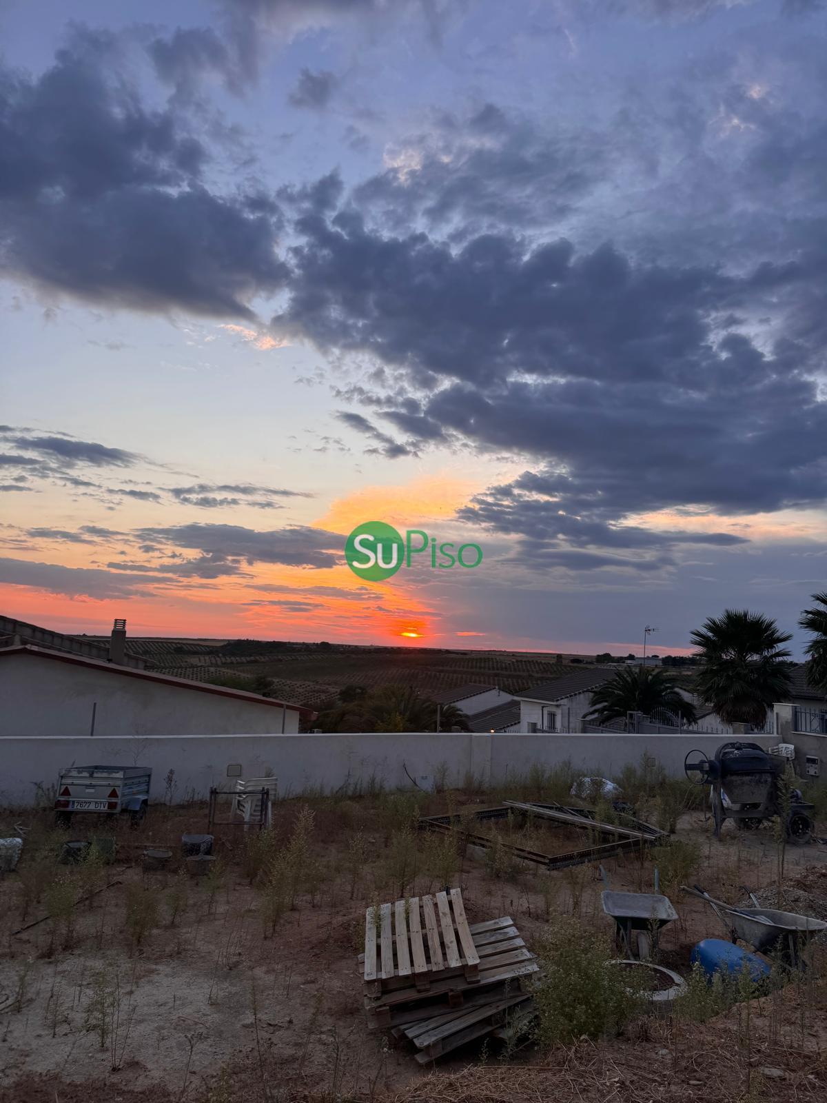 Venta de terreno en Cedillo del Condado