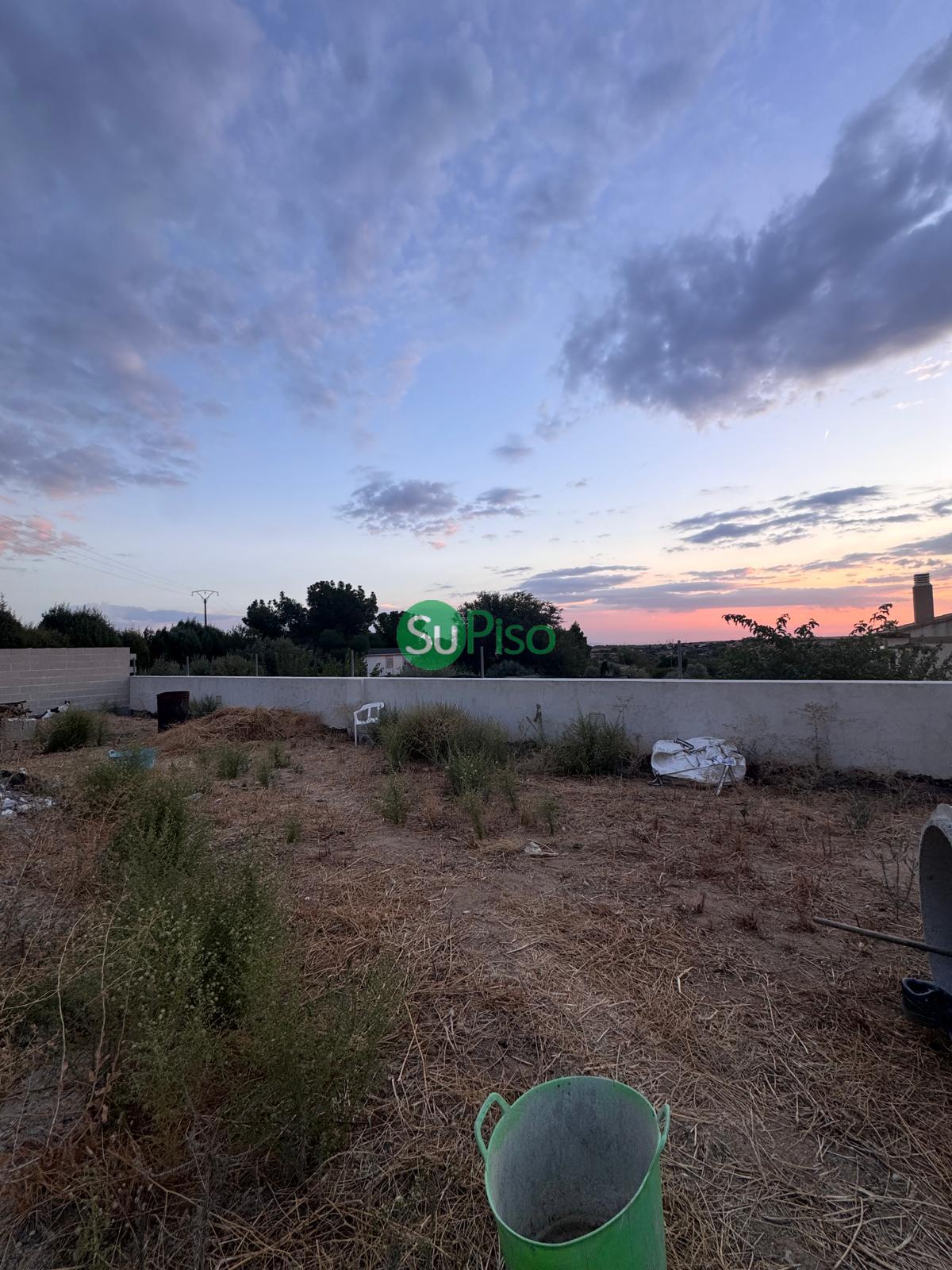 Venta de terreno en Cedillo del Condado