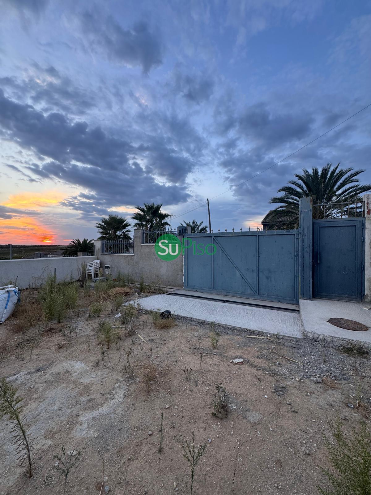 Venta de terreno en Cedillo del Condado