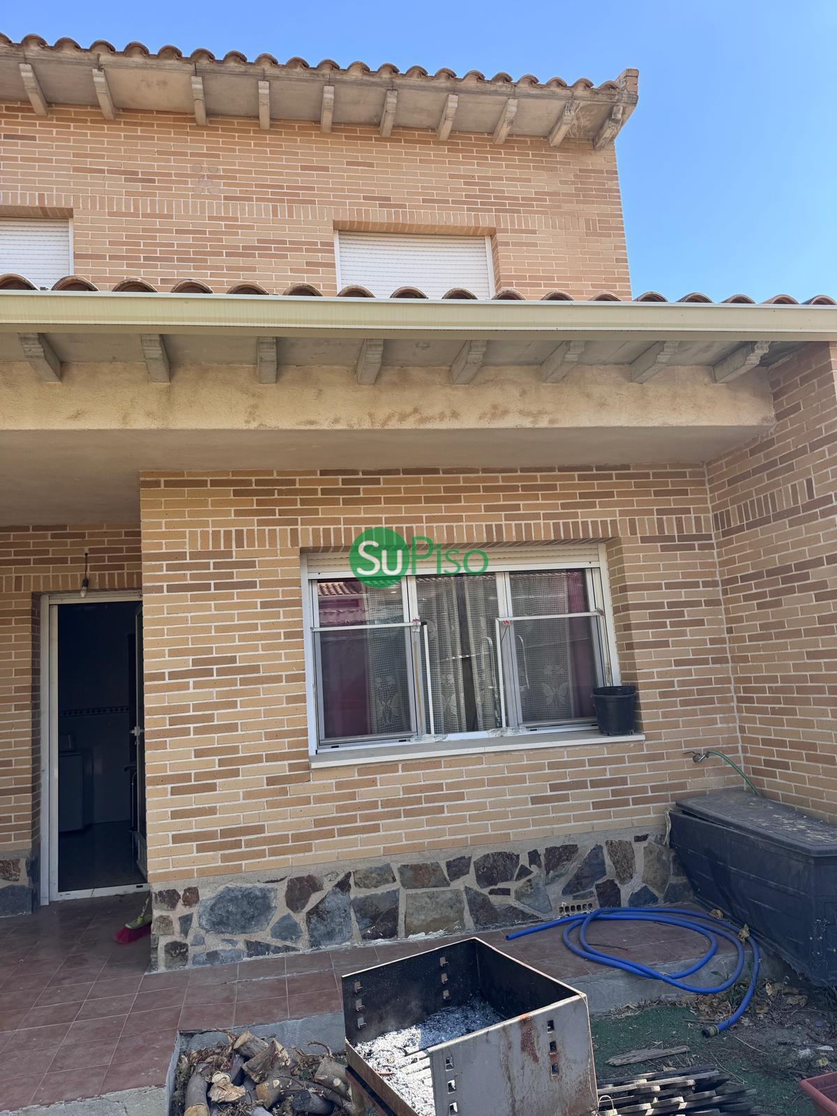 For sale of chalet in Yeles