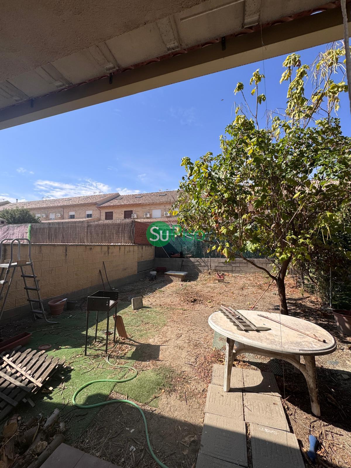 For sale of chalet in Yeles