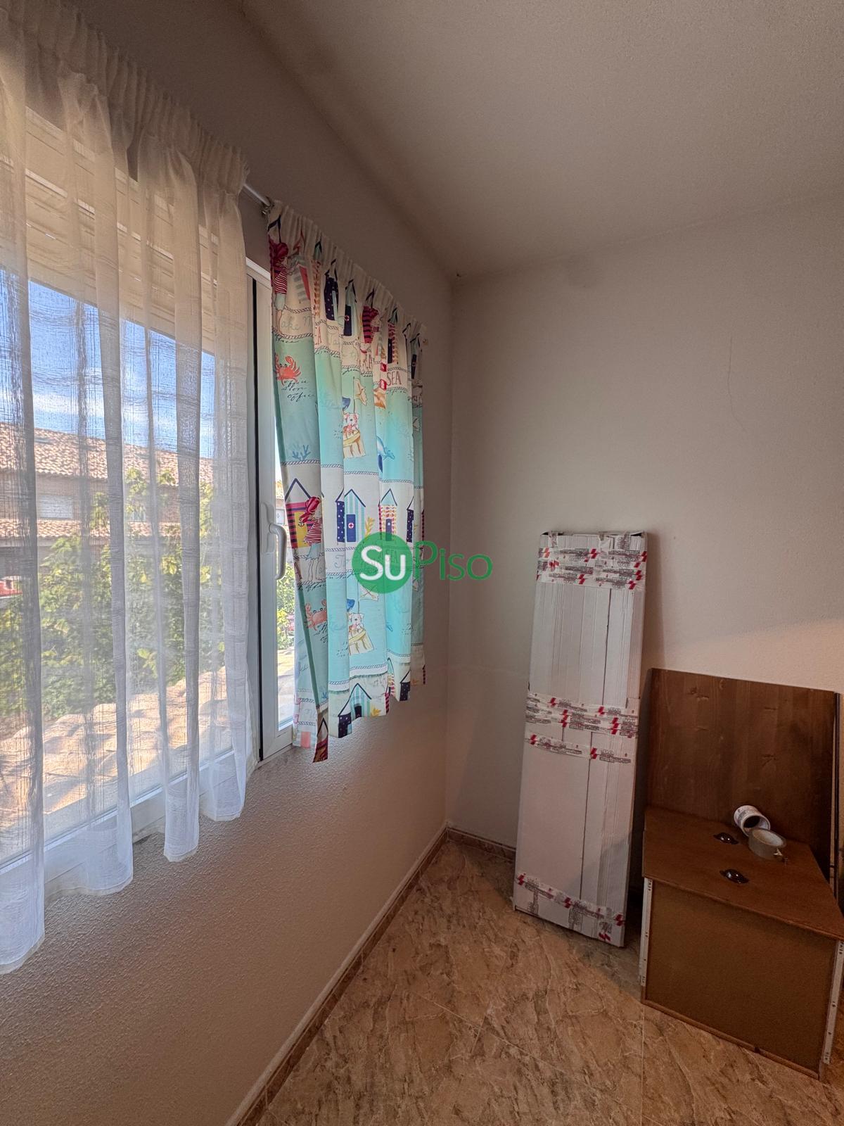 For sale of chalet in Yeles