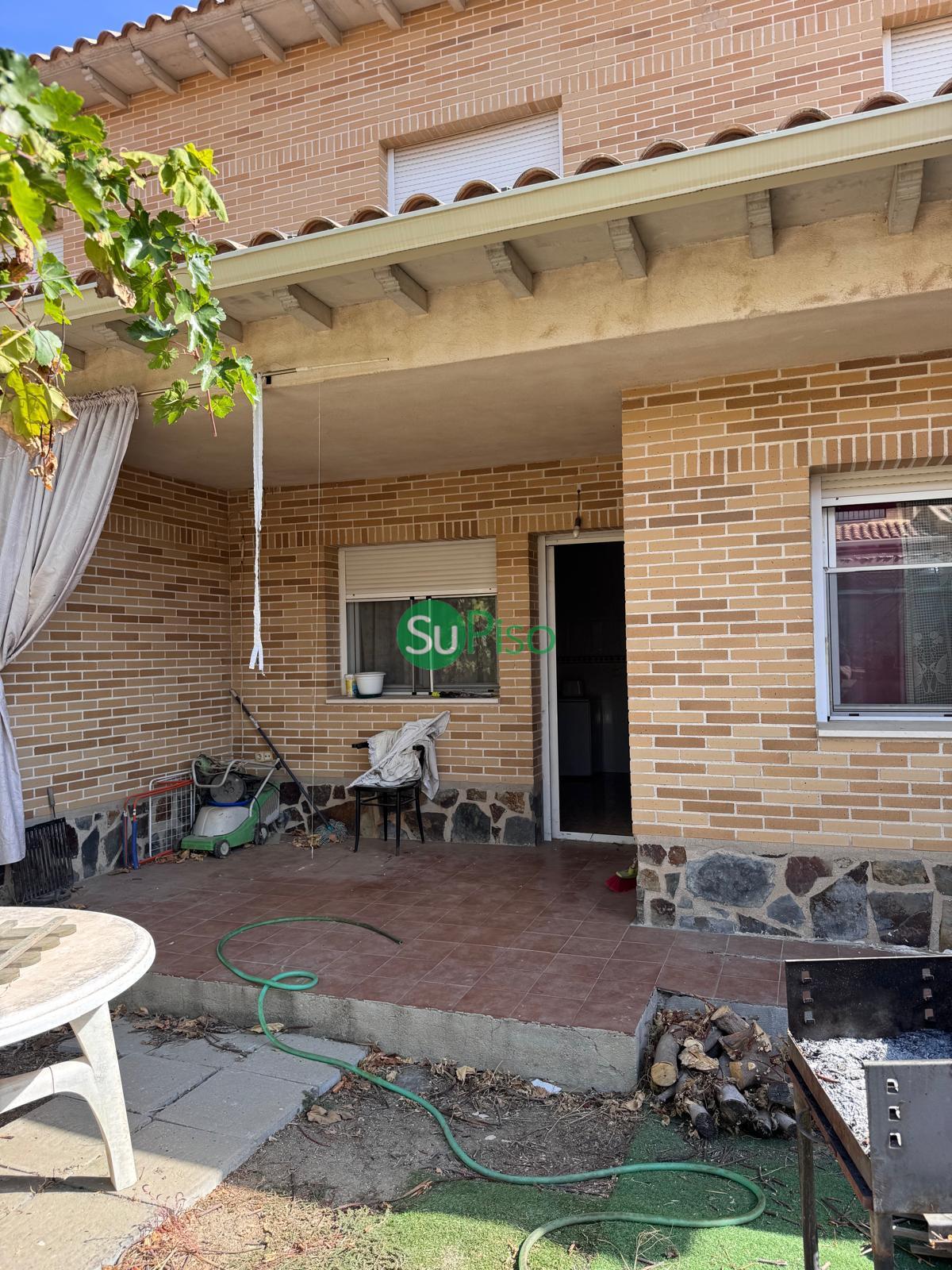 For sale of chalet in Yeles