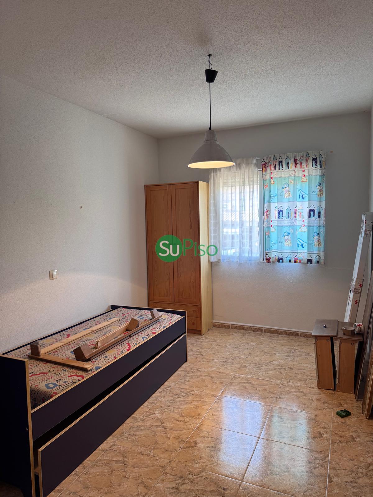 For sale of chalet in Yeles