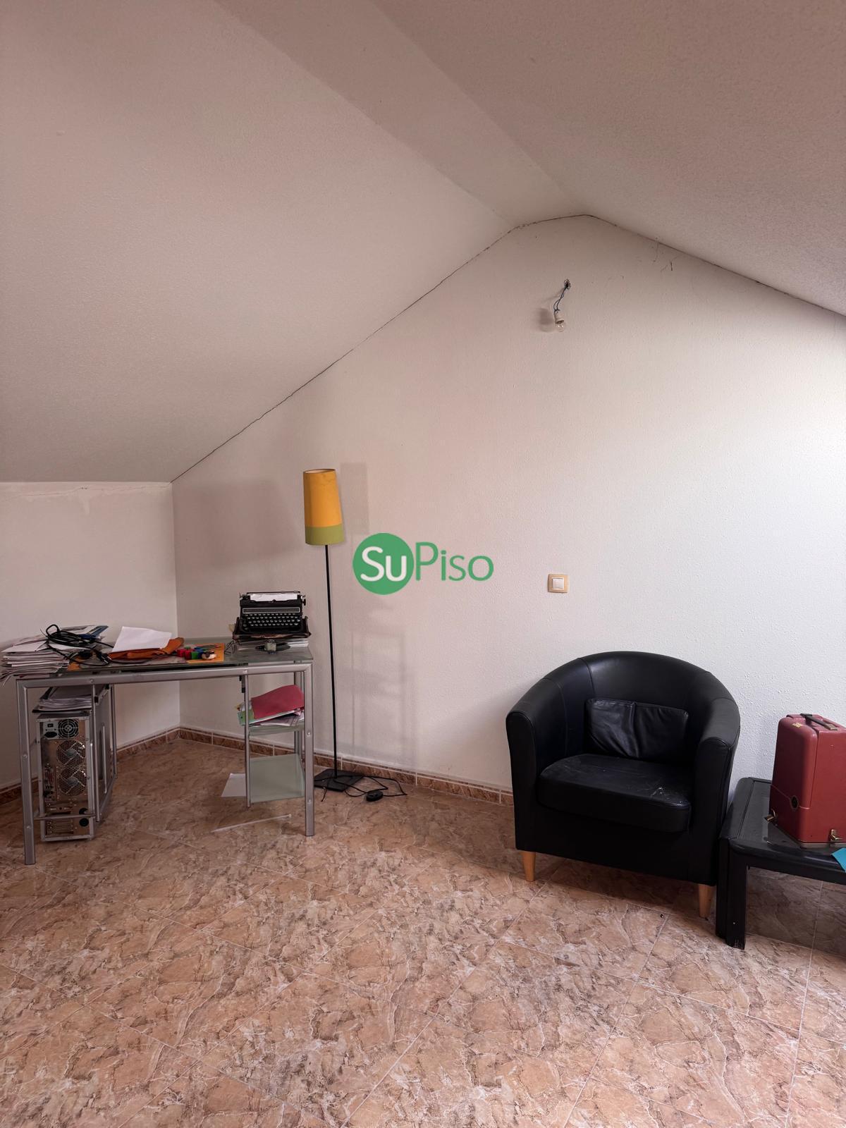 For sale of chalet in Yeles