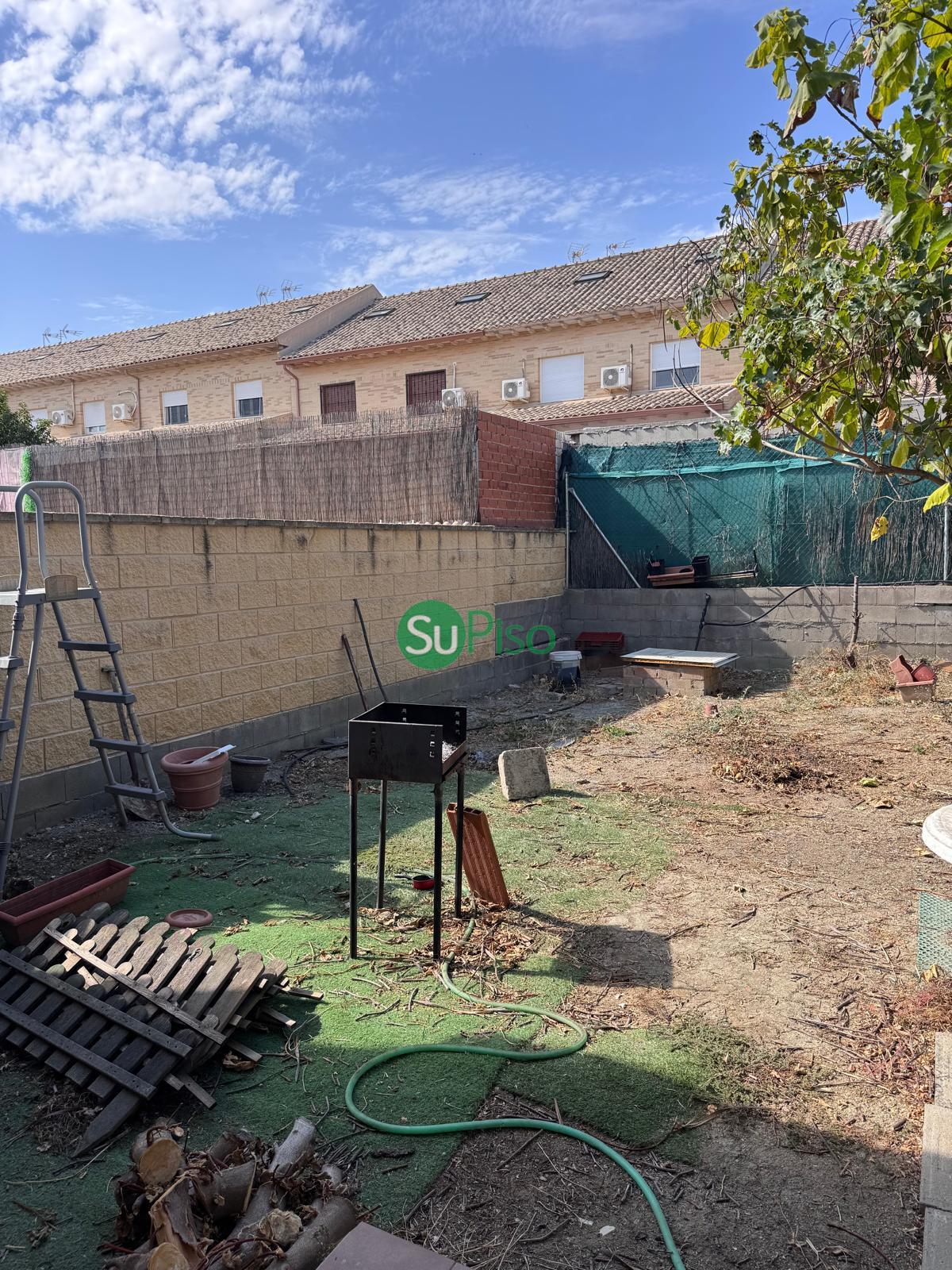 For sale of chalet in Yeles