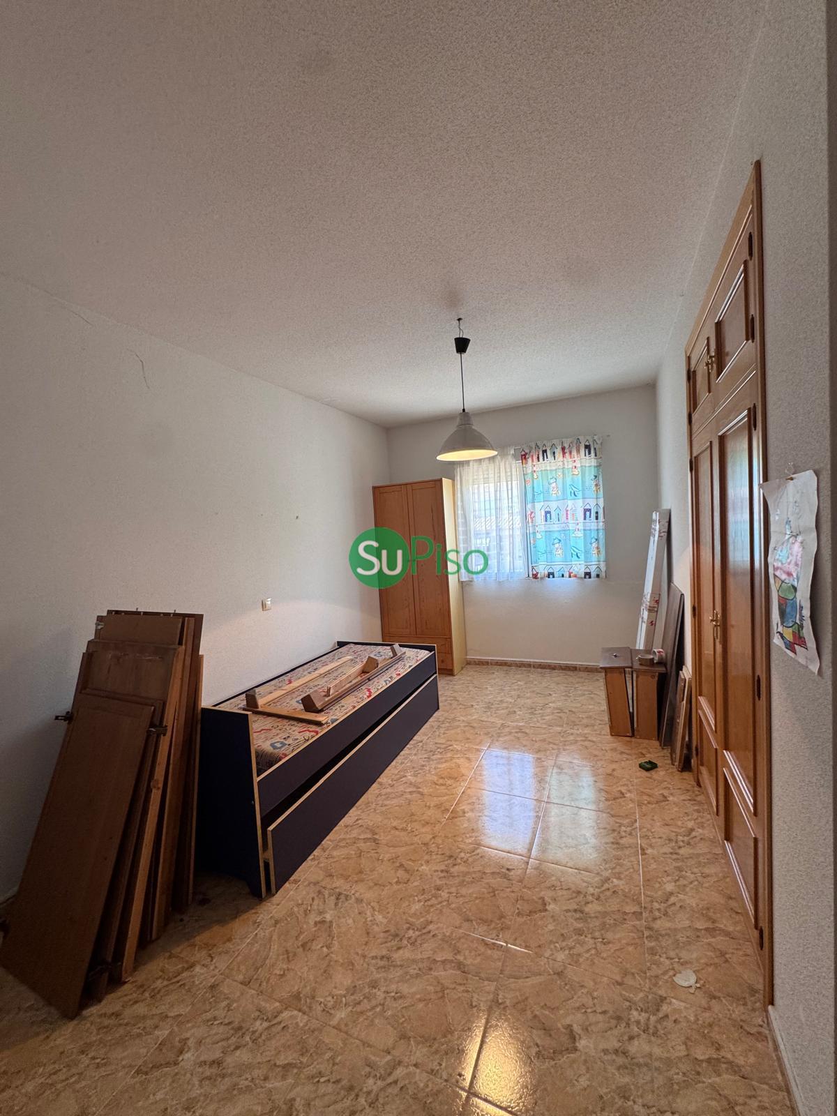 For sale of chalet in Yeles