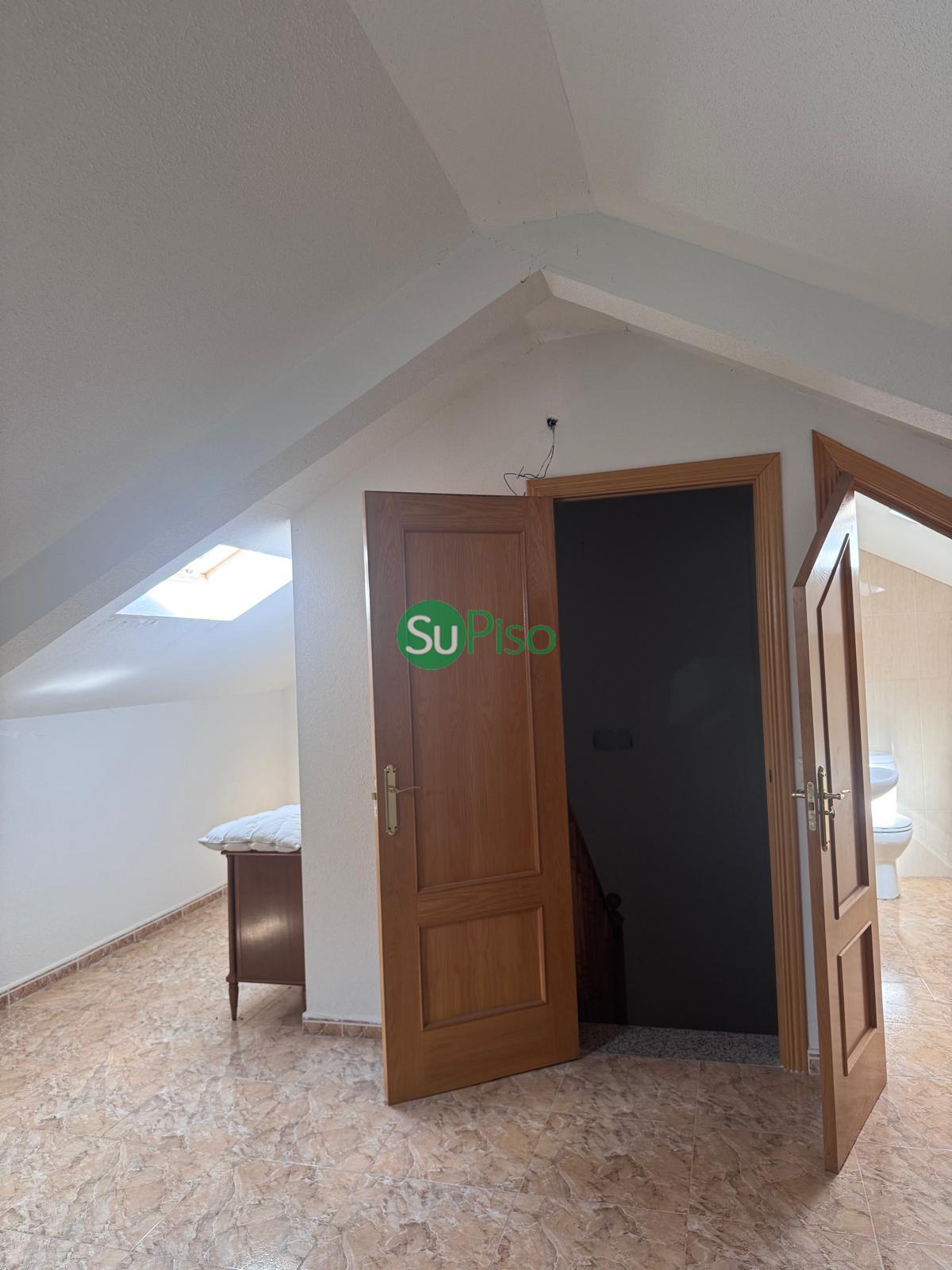 For sale of chalet in Yeles