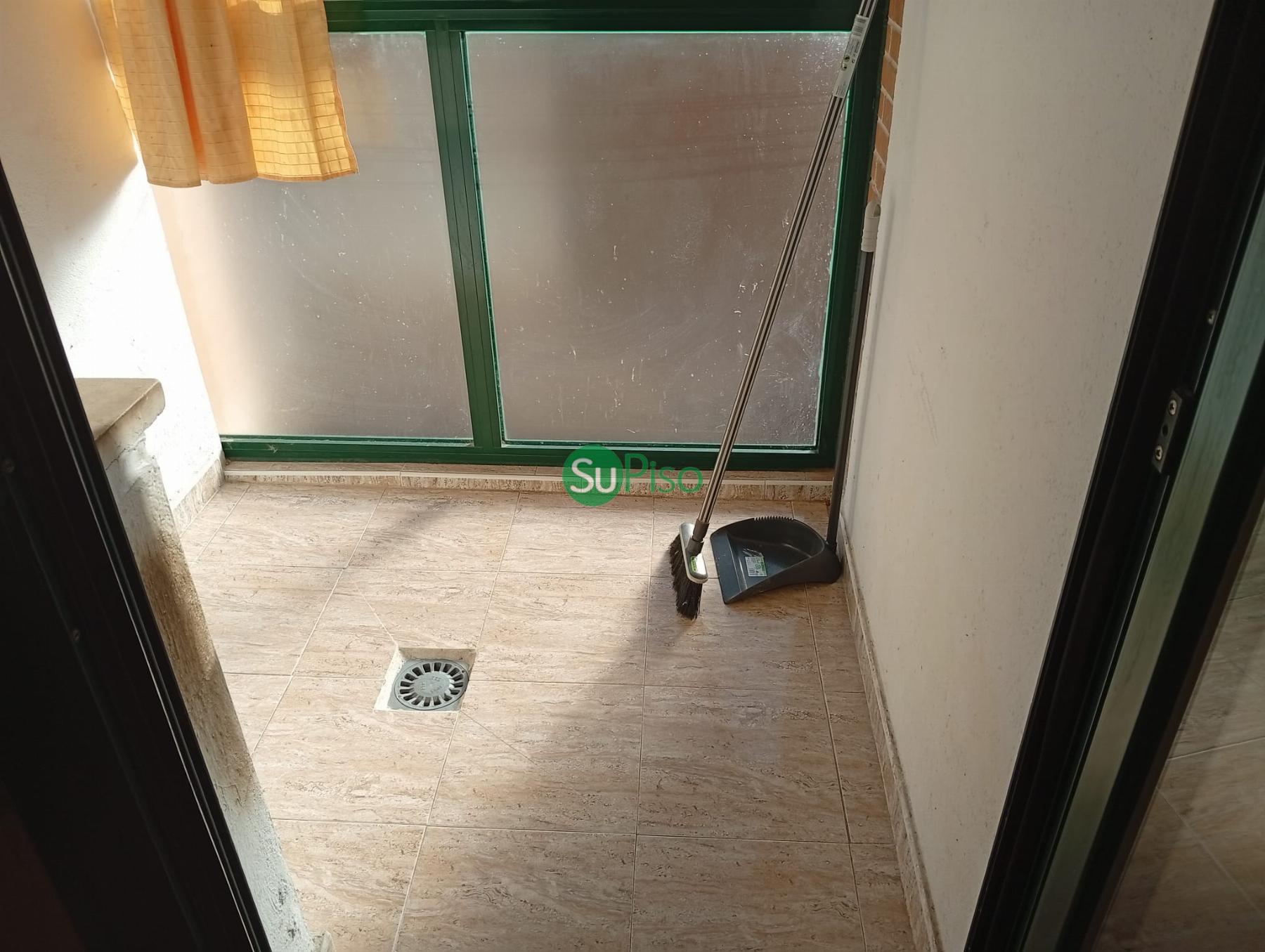 Venta de piso en Cobeja