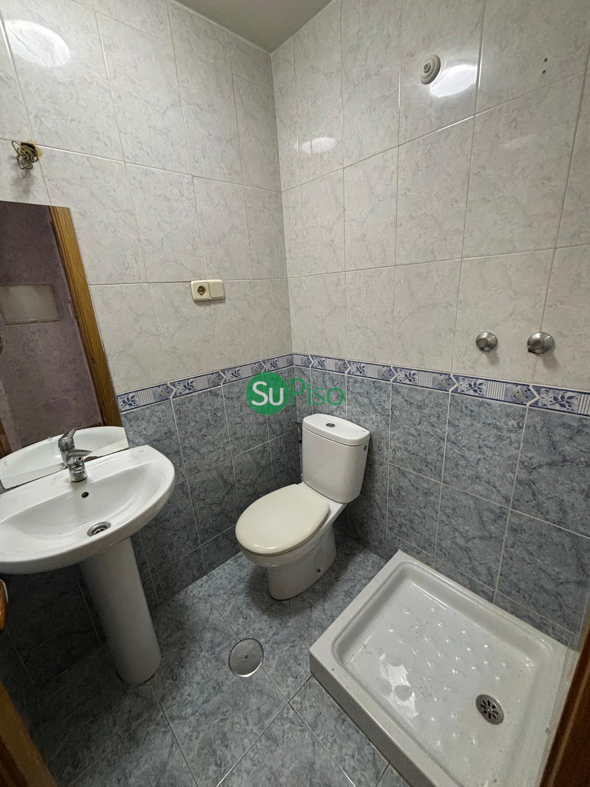 Venta de piso en Cedillo del Condado