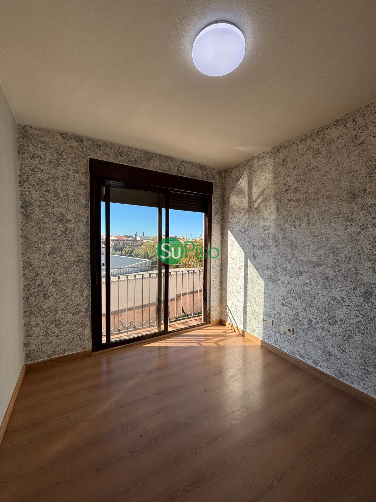 Venta de piso en Cedillo del Condado