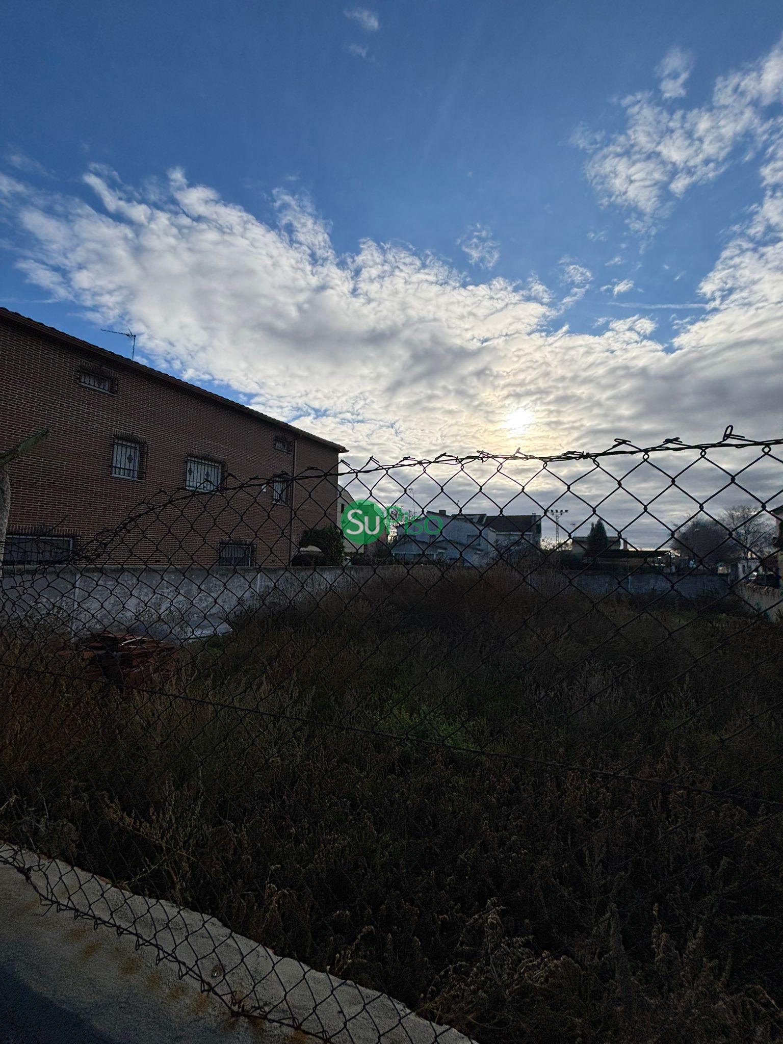 Venta de terreno en Yeles