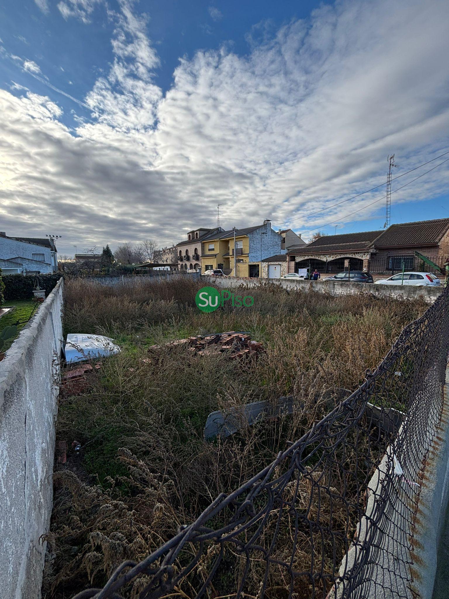 Venta de terreno en Yeles