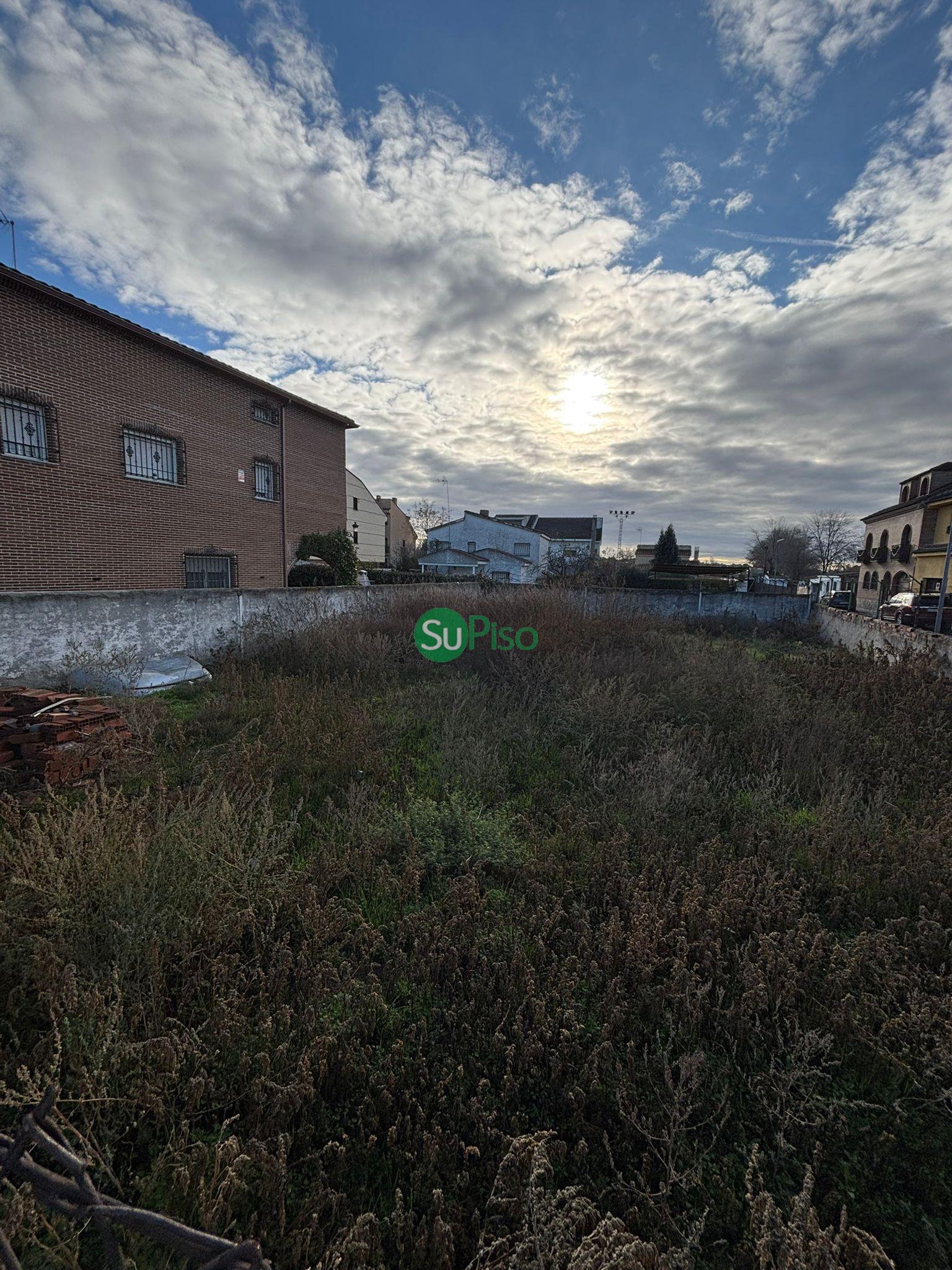 Venta de terreno en Yeles