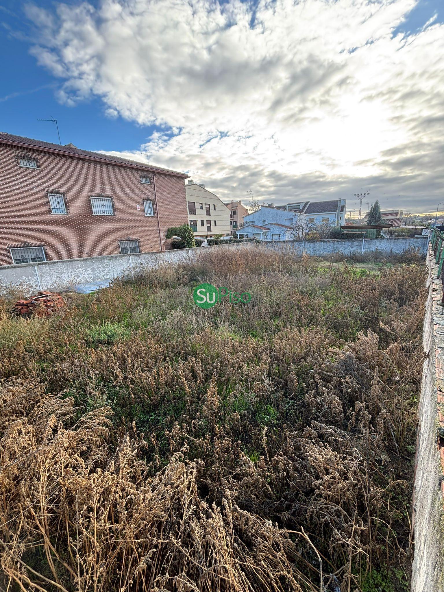 Venta de terreno en Yeles