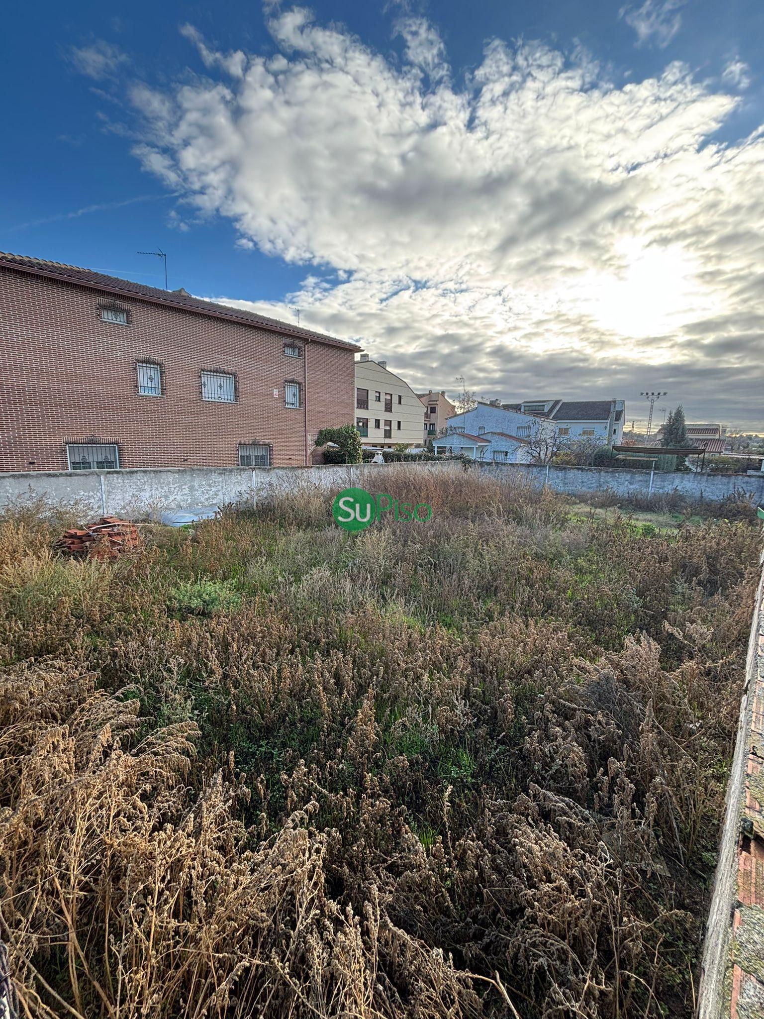 Venta de terreno en Yeles