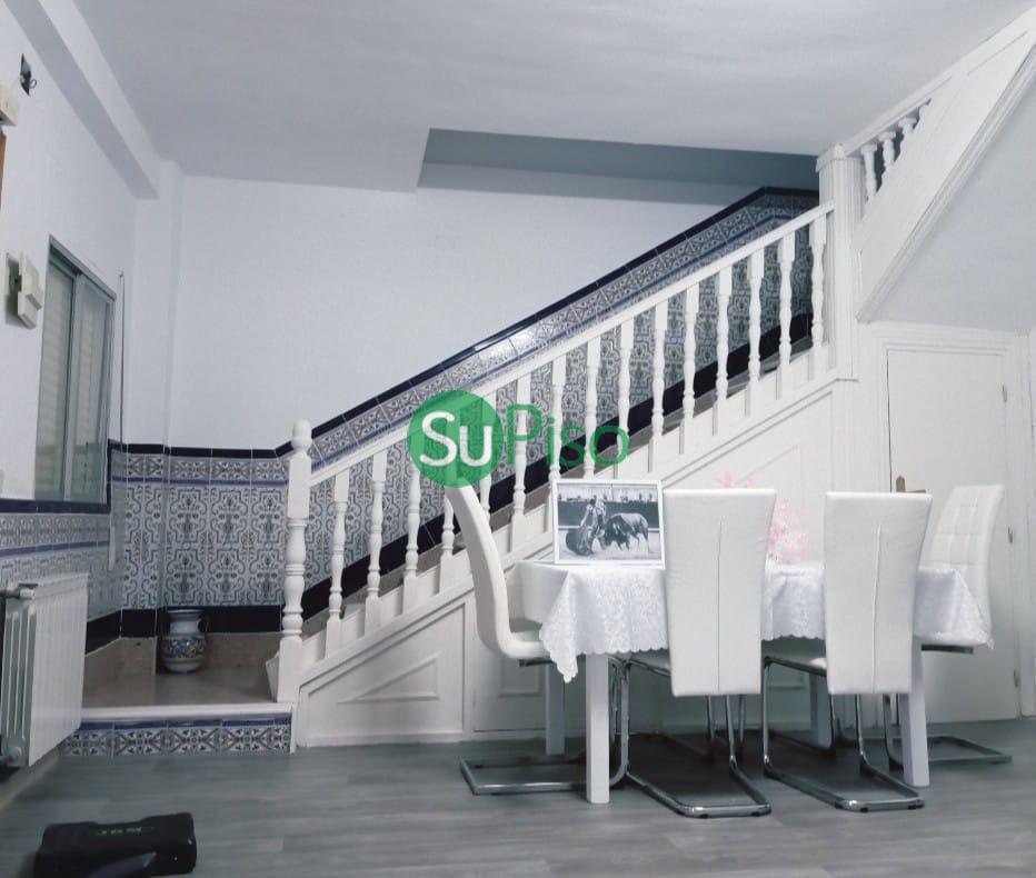 Venta de chalet en Yunclillos