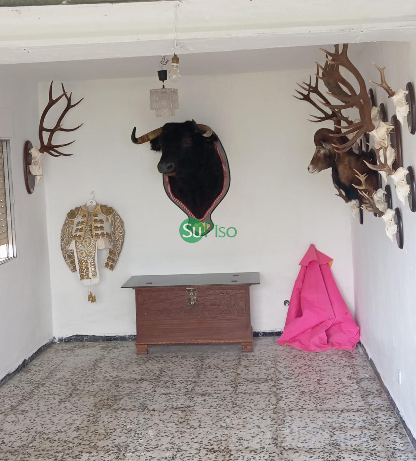 Venta de chalet en Yunclillos