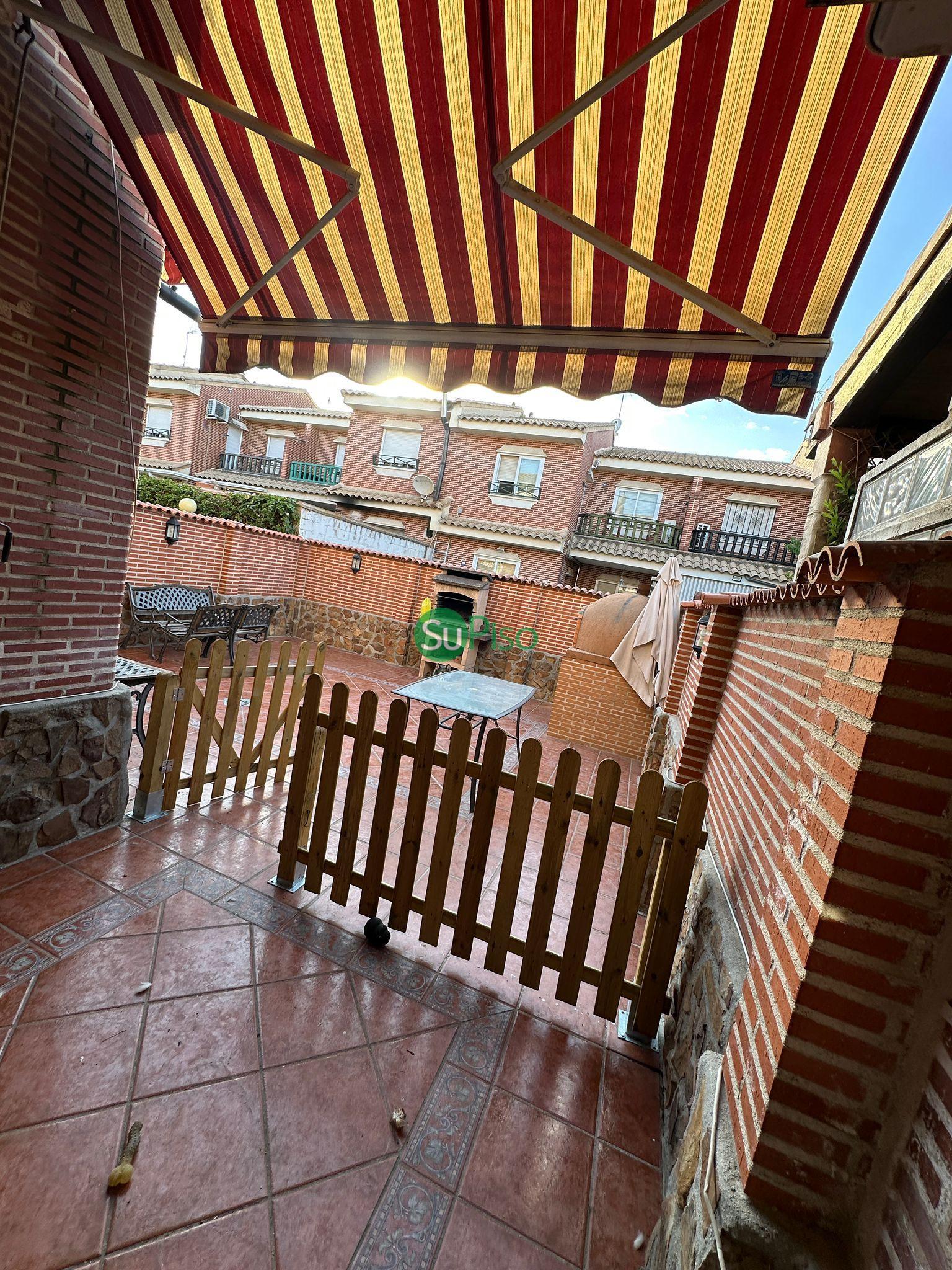 Venta de chalet en Yuncos