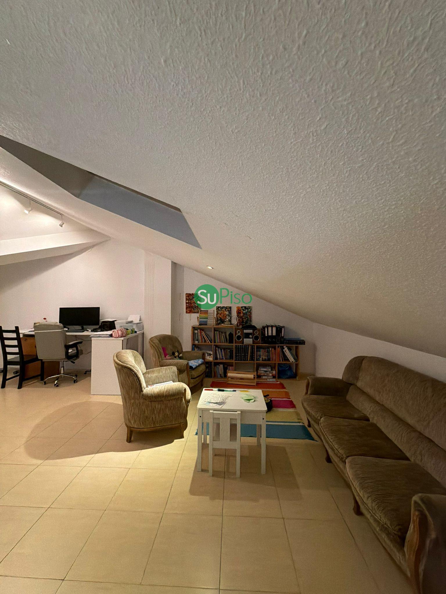 Venta de chalet en Yeles