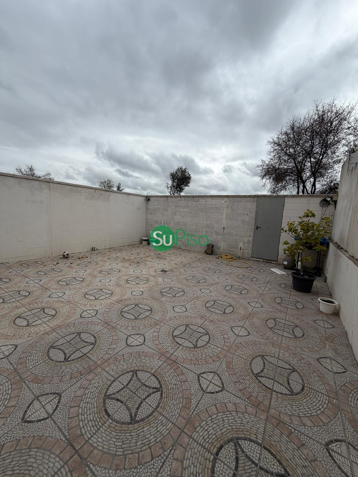 Venta de chalet en Yeles