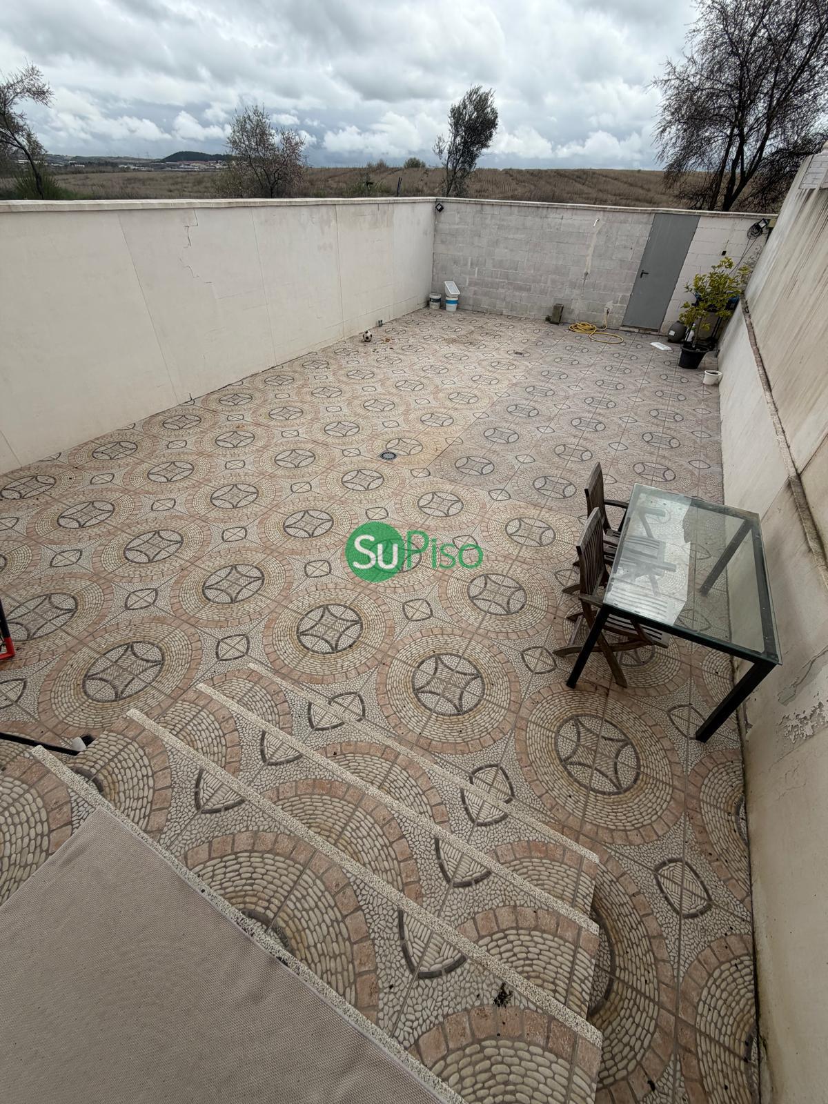 Venta de chalet en Yeles