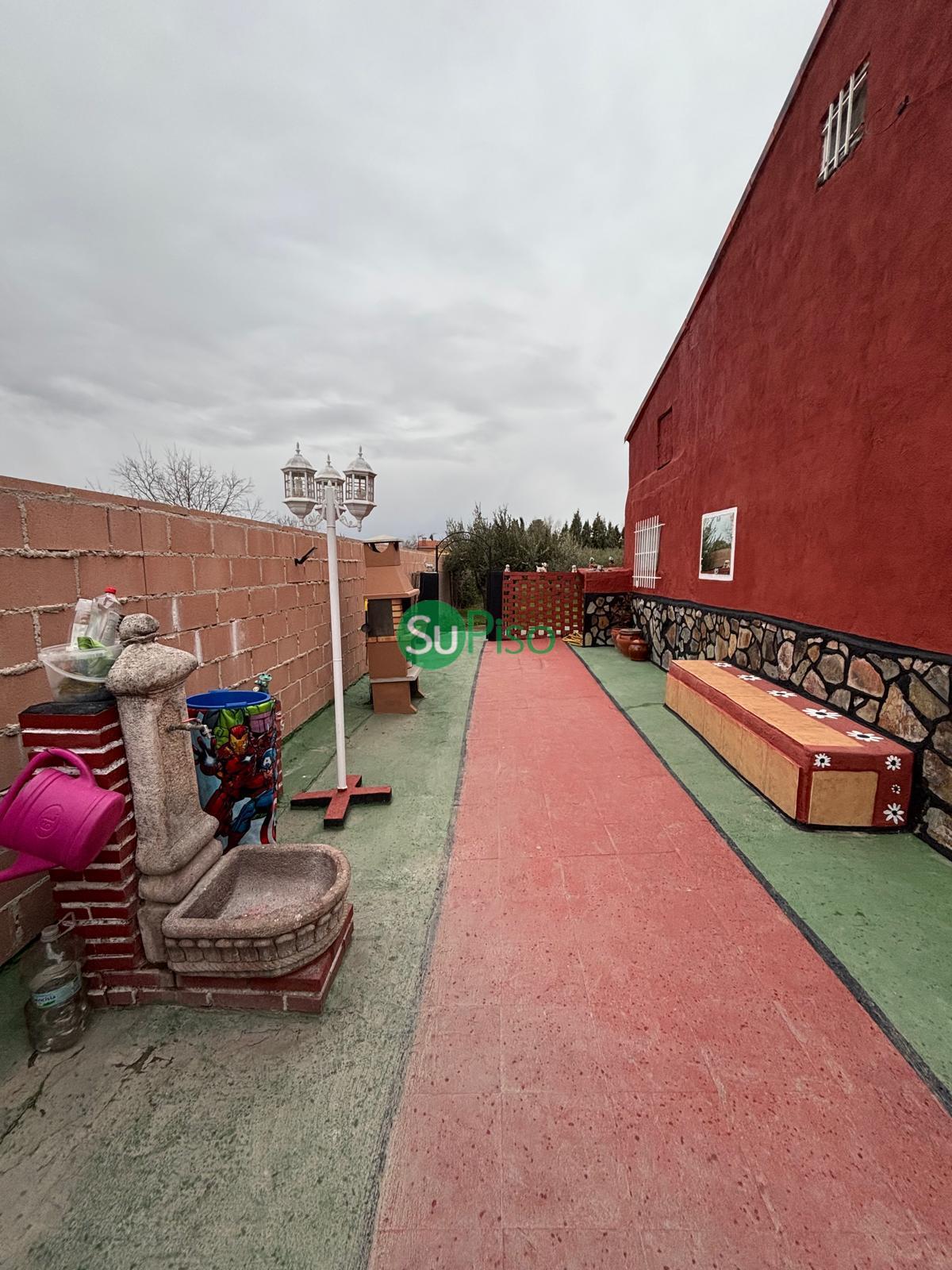 For sale of house in Yeles