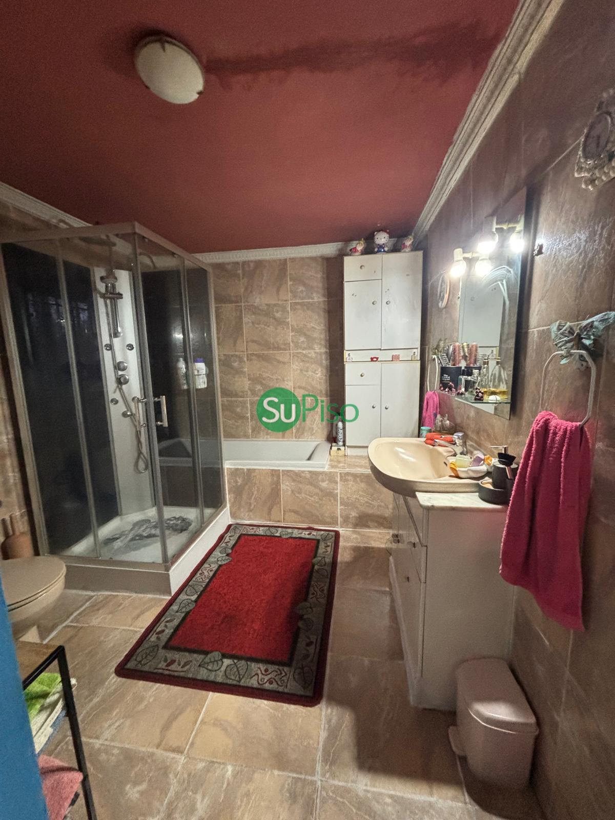 For sale of house in Yeles