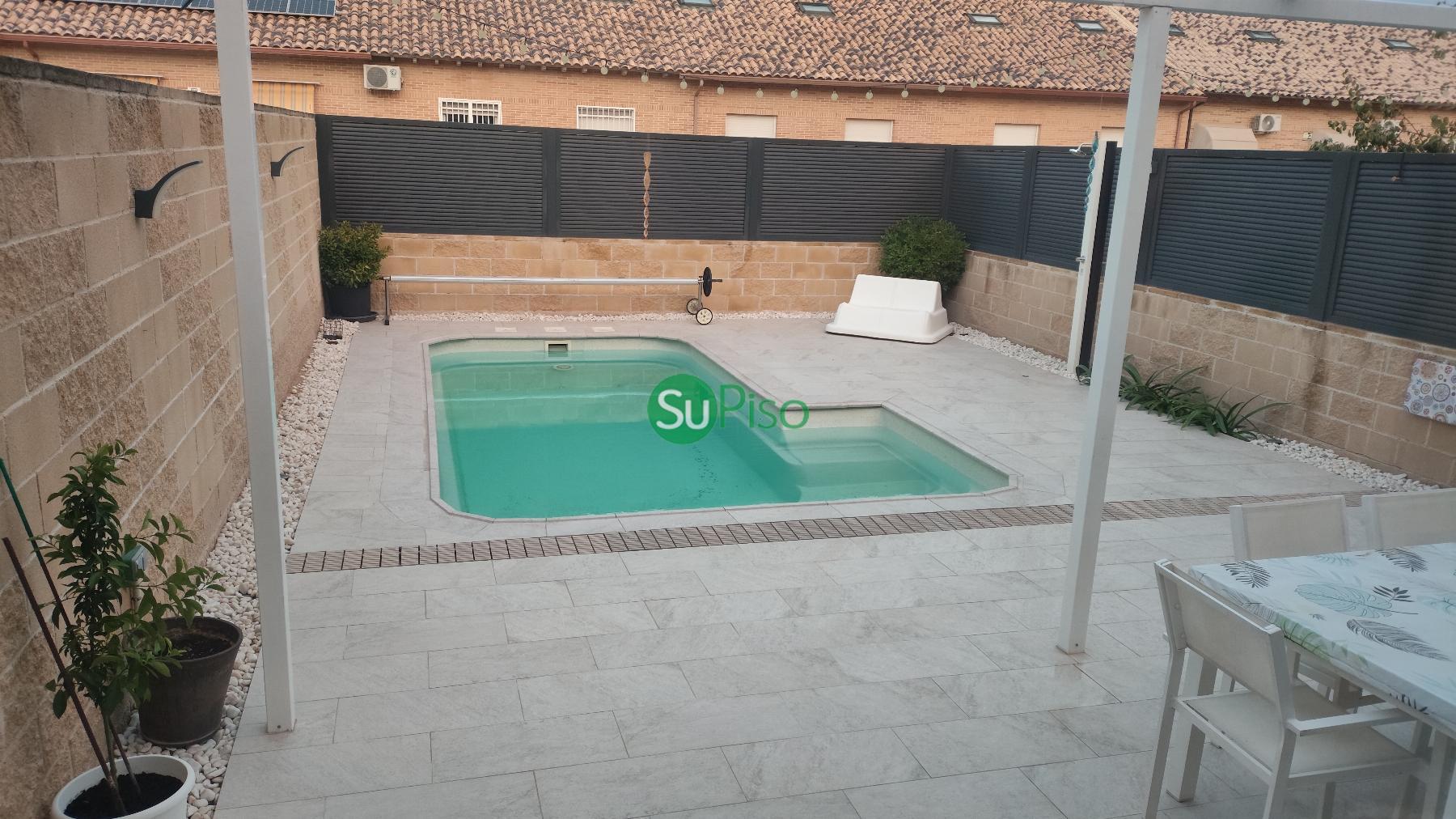 Venta de chalet en Yeles